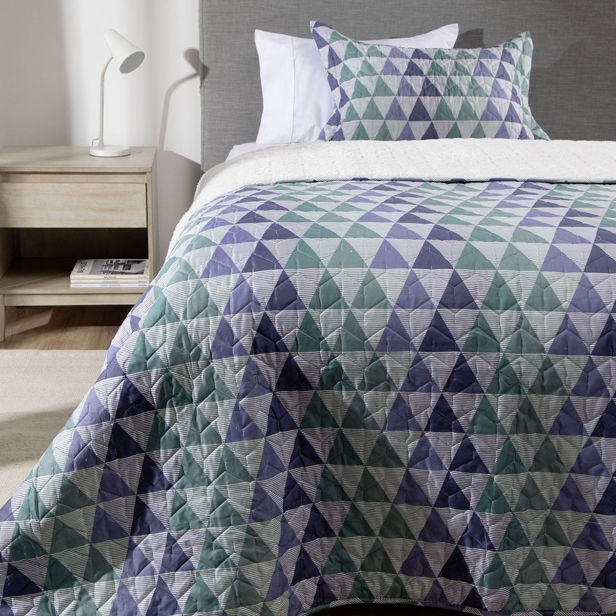 MICA - Cubrecama Estampado Mar con Sherpa Mica