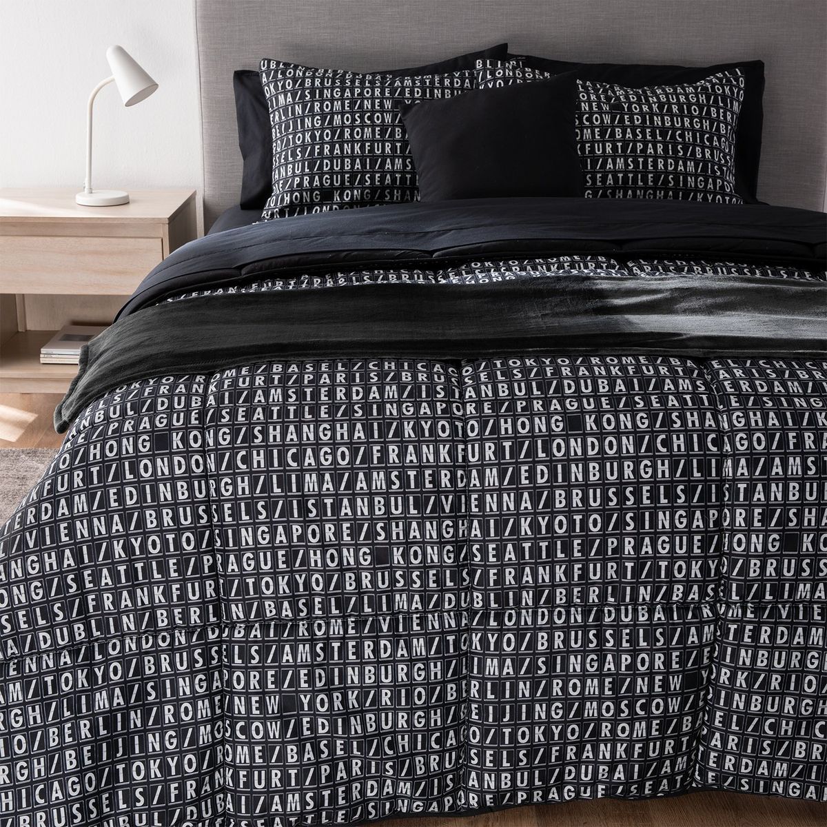 MICA - Juego de Cama: Edredón + Juego de Sábanas + Manta + Cojín Mica