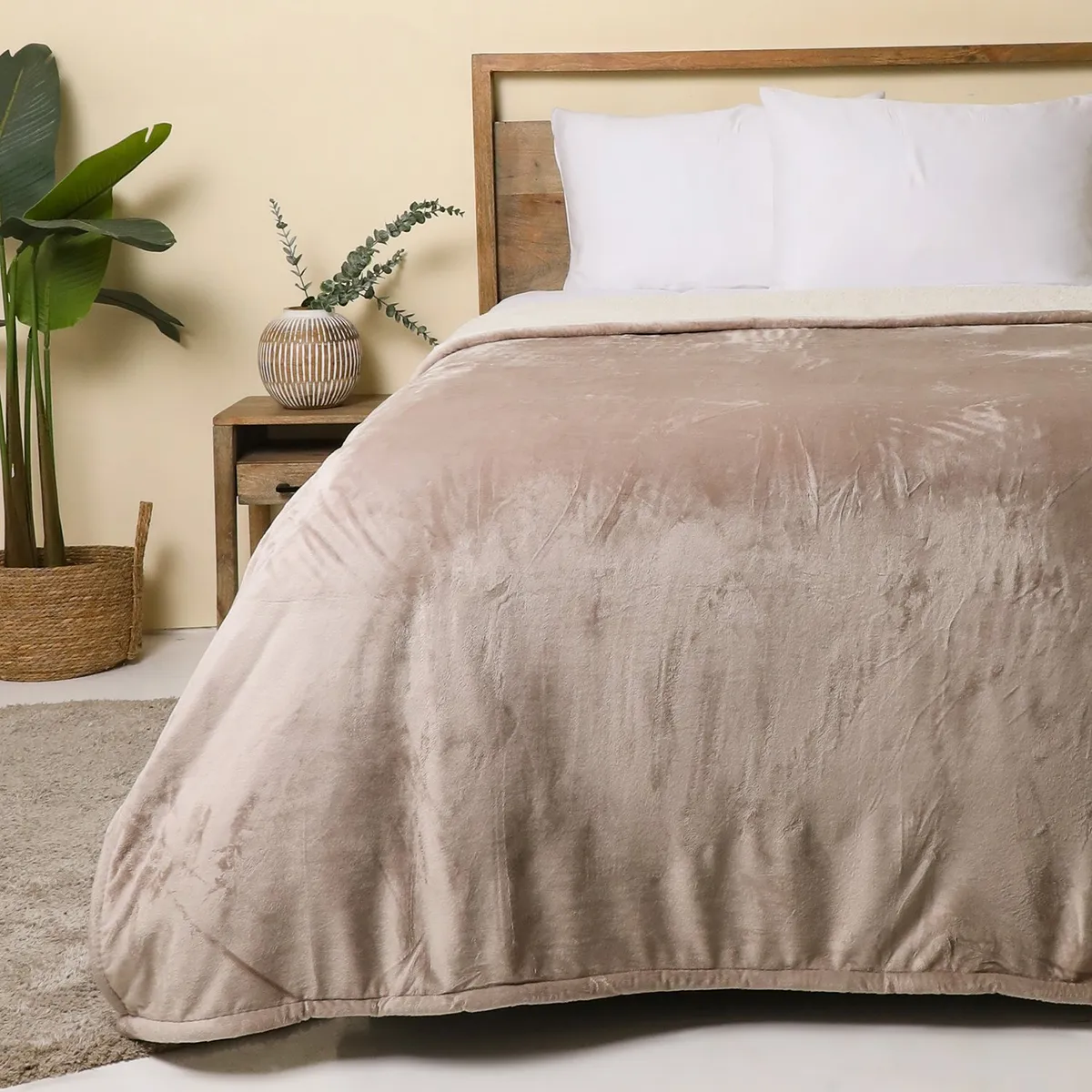 BASEMENT HOME - Frazada Microfleece Sherpa