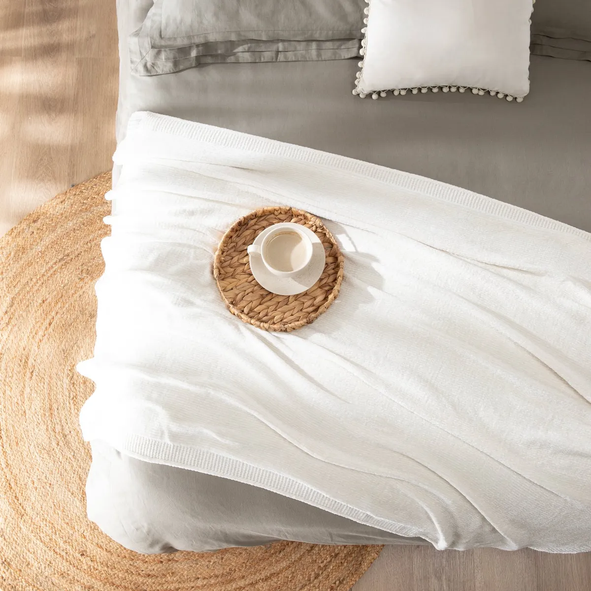 ROBERTA ALLEN - Manta Amelia Chenille Roberta Allen