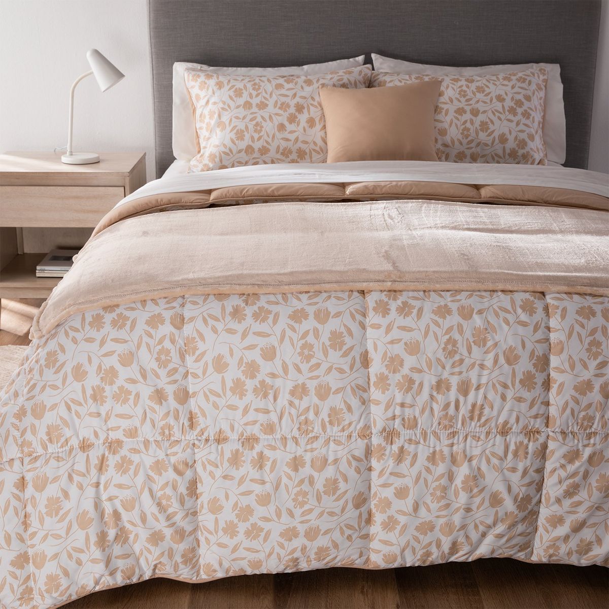 MICA - Juego de Cama: Edredón + Juego de Sábanas + Manta + Cojín Mica