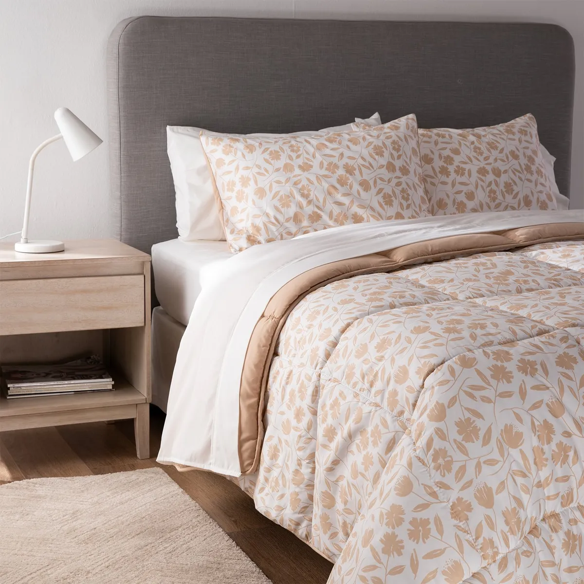 MICA - Juego de Cama: Edredón + Juego de Sábanas + Manta + Cojín Mica