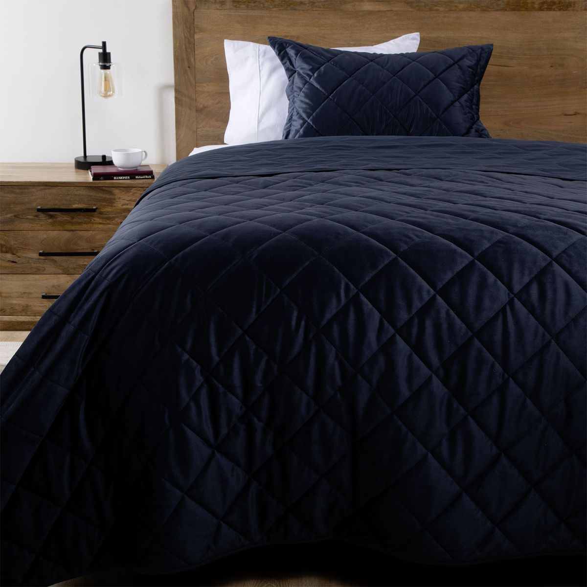 BASEMENT HOME - Cubrecama Thin Velvet Basement Home