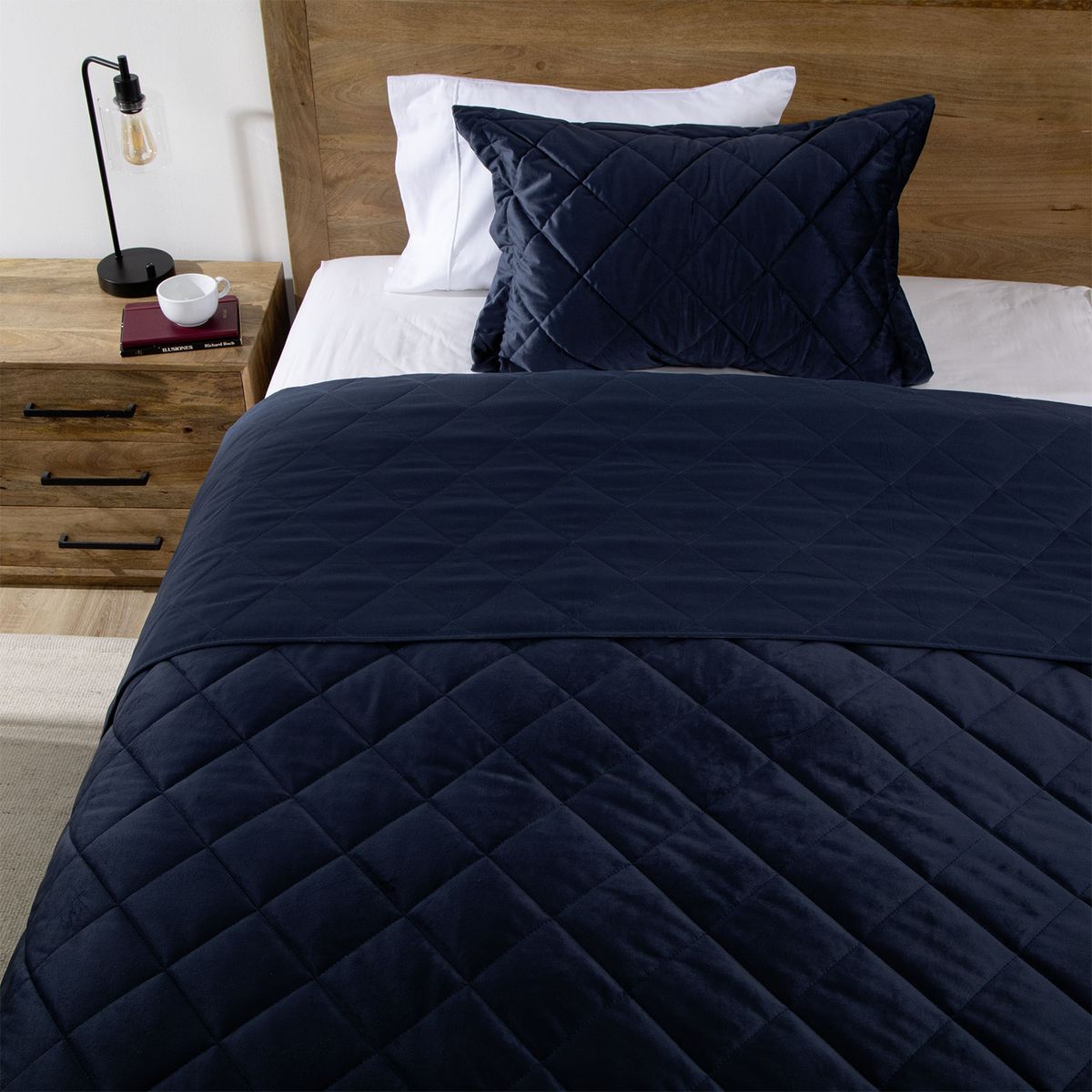 BASEMENT HOME - Cubrecama Thin Velvet Basement Home