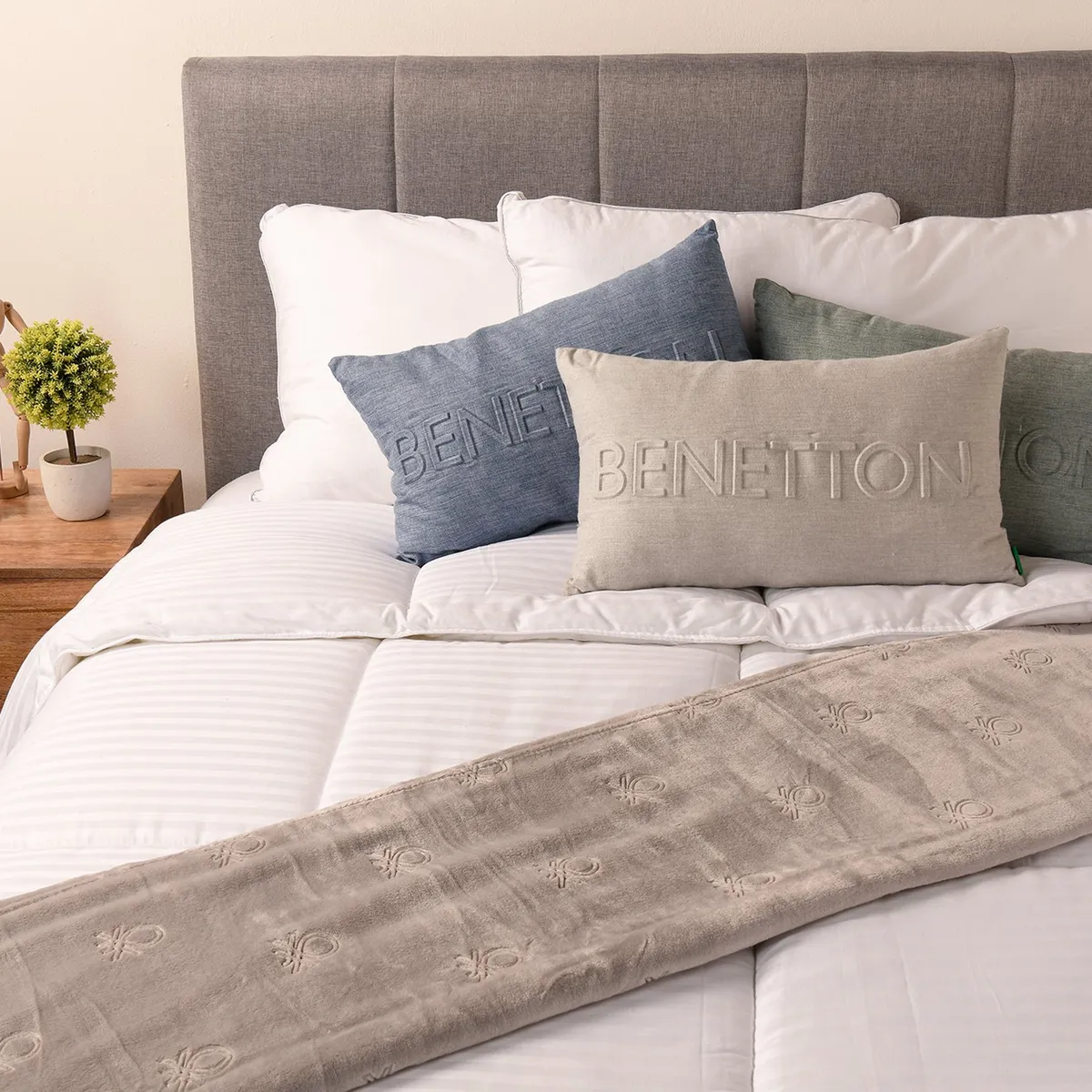 BENETTON - Cojín Jersey 30x50cm Benetton