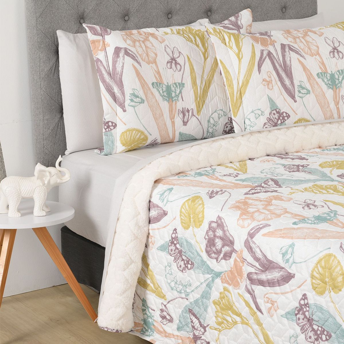 MICA - Cubrecama Estampado Mar con Sherpa Mica