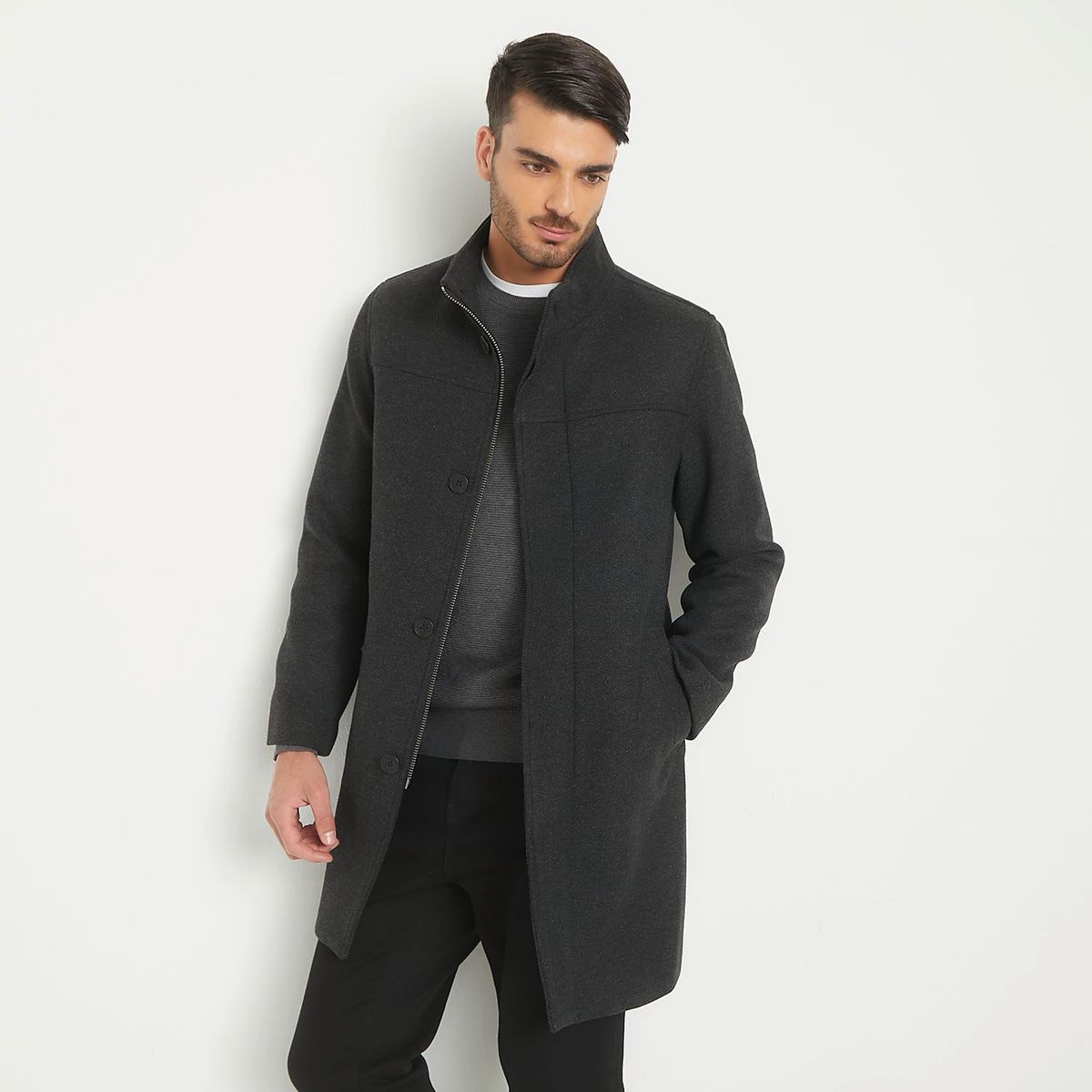 BASEMENT - Abrigo Hombre Basement 