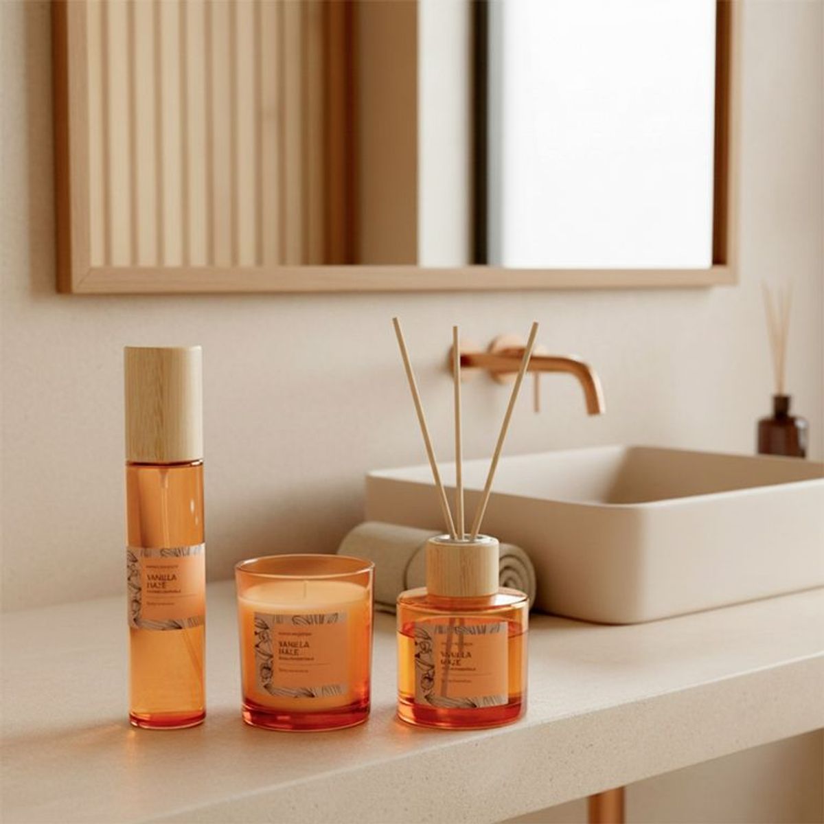 ROBERTA ALLEN - Set Aromático Vainilla: Vela Aromática132ml + Difusor 80ml + Ambientador Spray 80ml