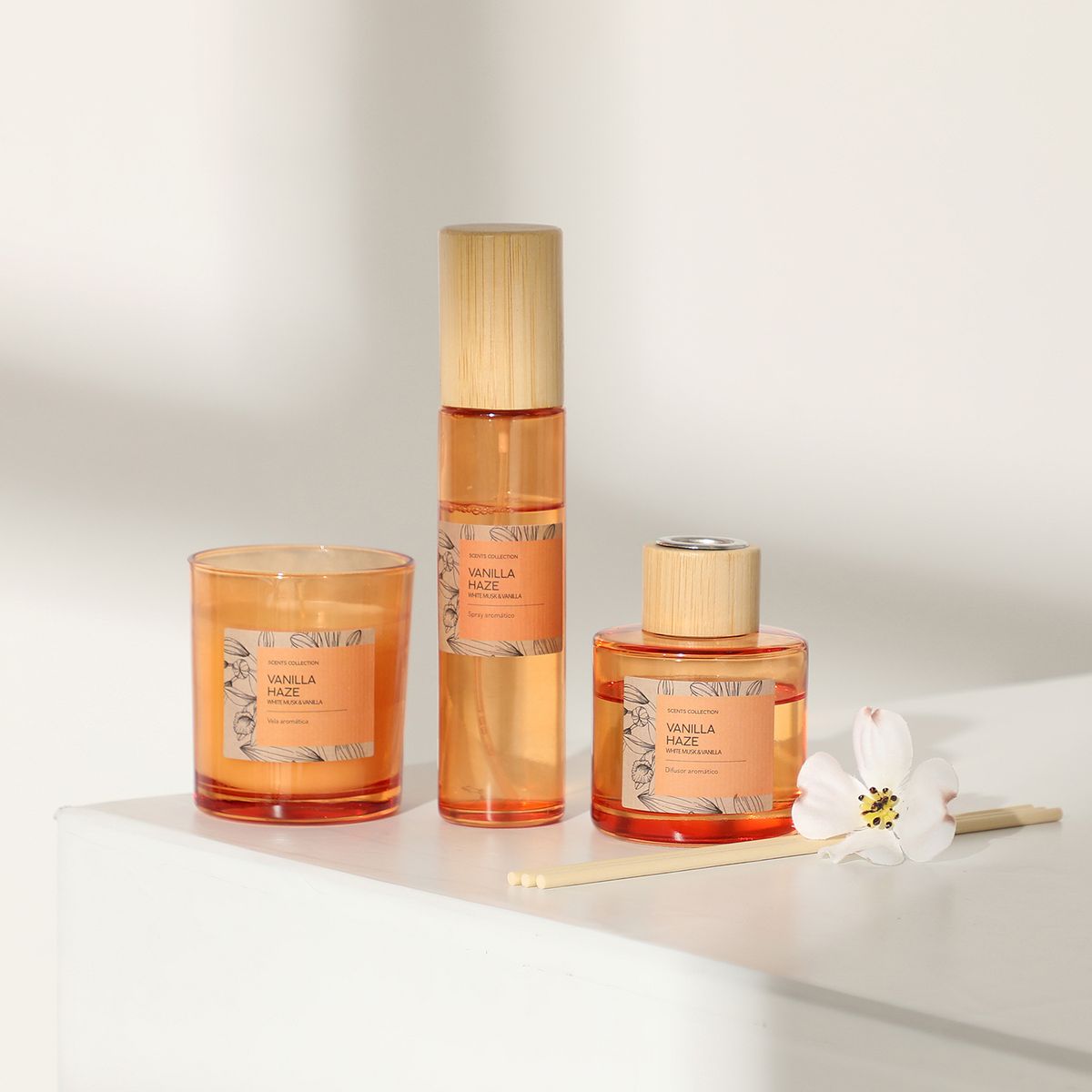 ROBERTA ALLEN - Set Aromático Vainilla: Vela Aromática132ml + Difusor 80ml + Ambientador Spray 80ml