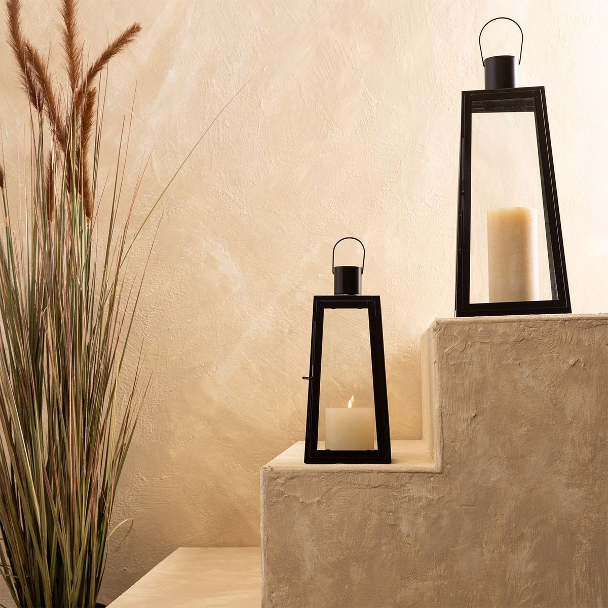 BASEMENT HOME - Farol Negro 