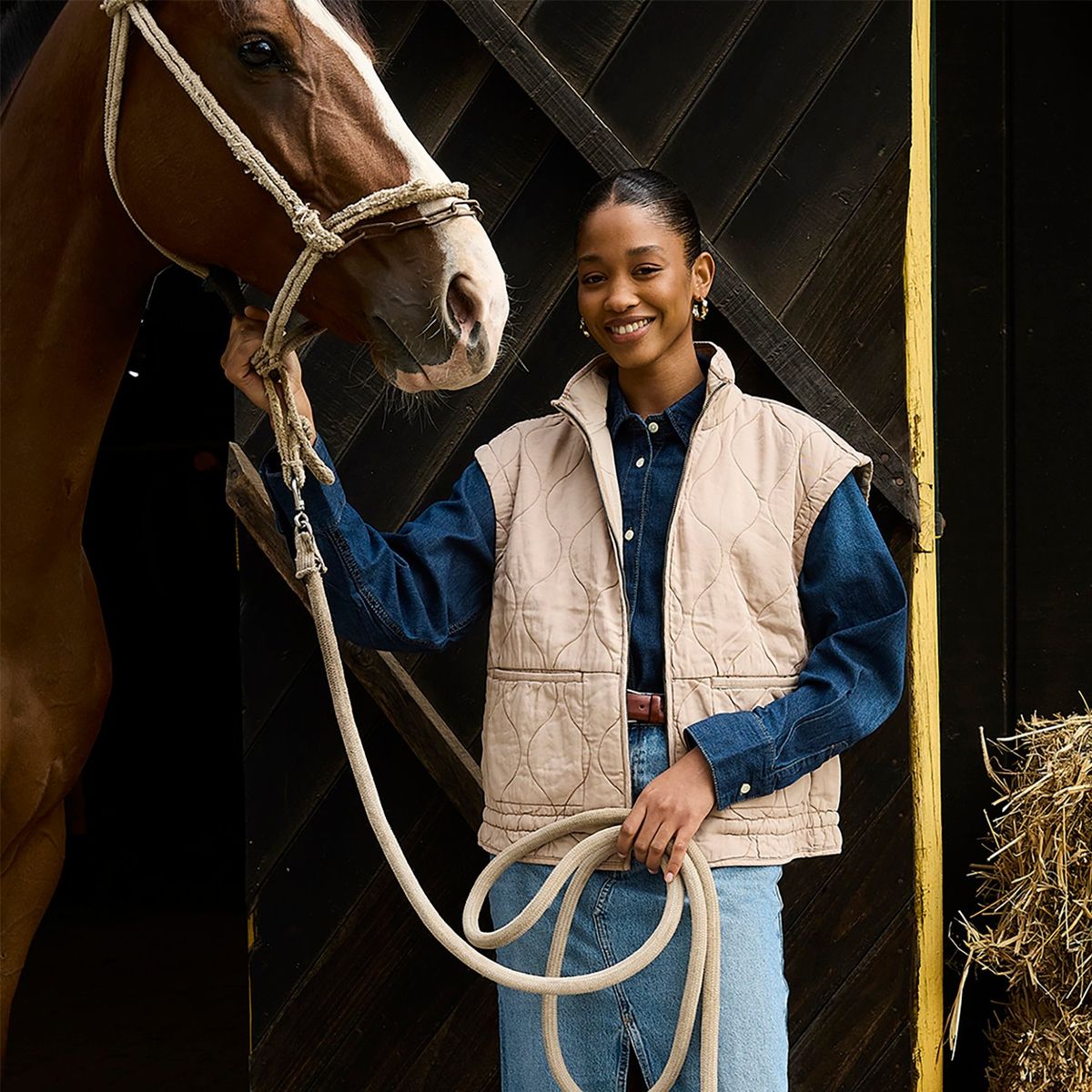 UNIVERSITY CLUB - Chaleco Casual Mujer University Club