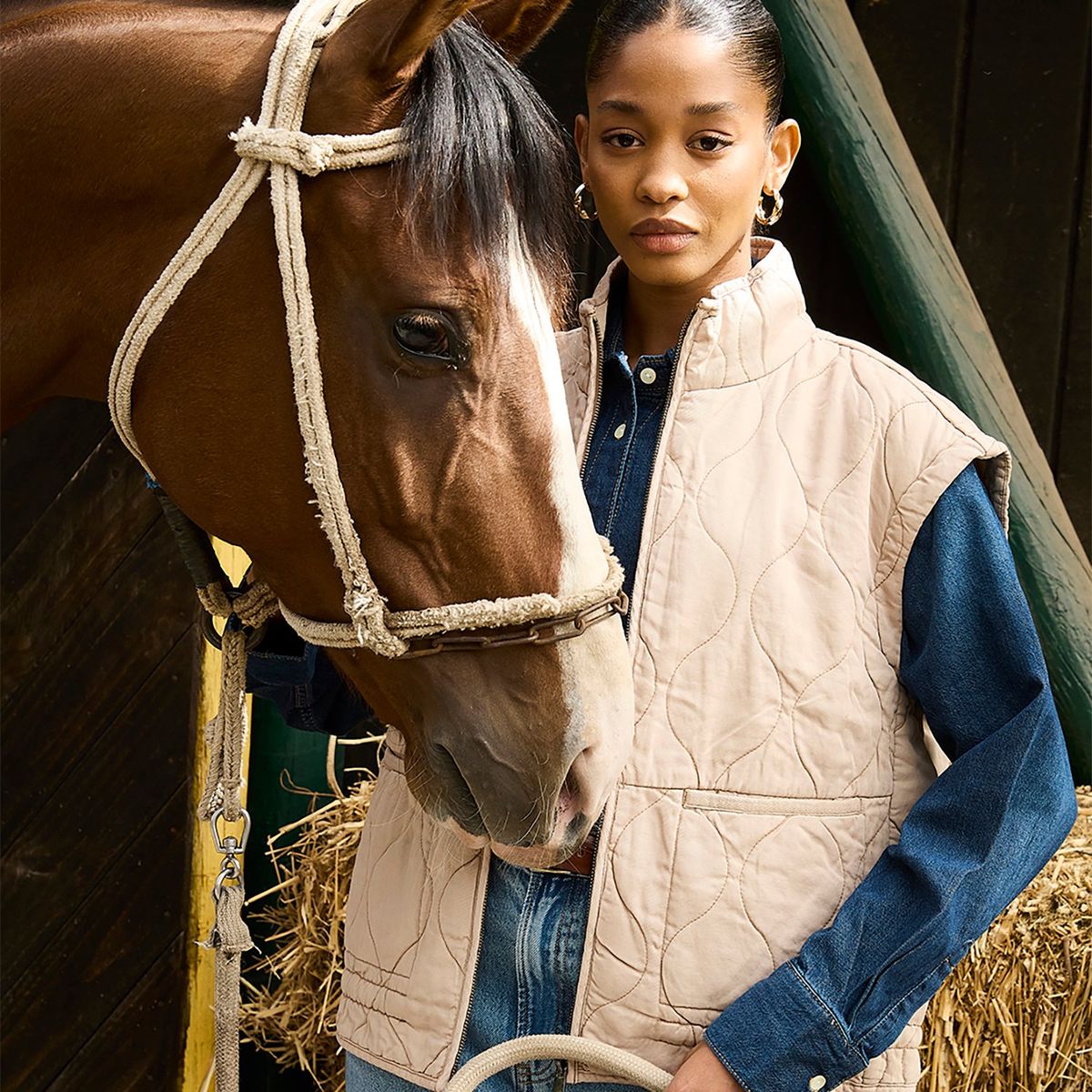 UNIVERSITY CLUB - Chaleco Casual Mujer University Club