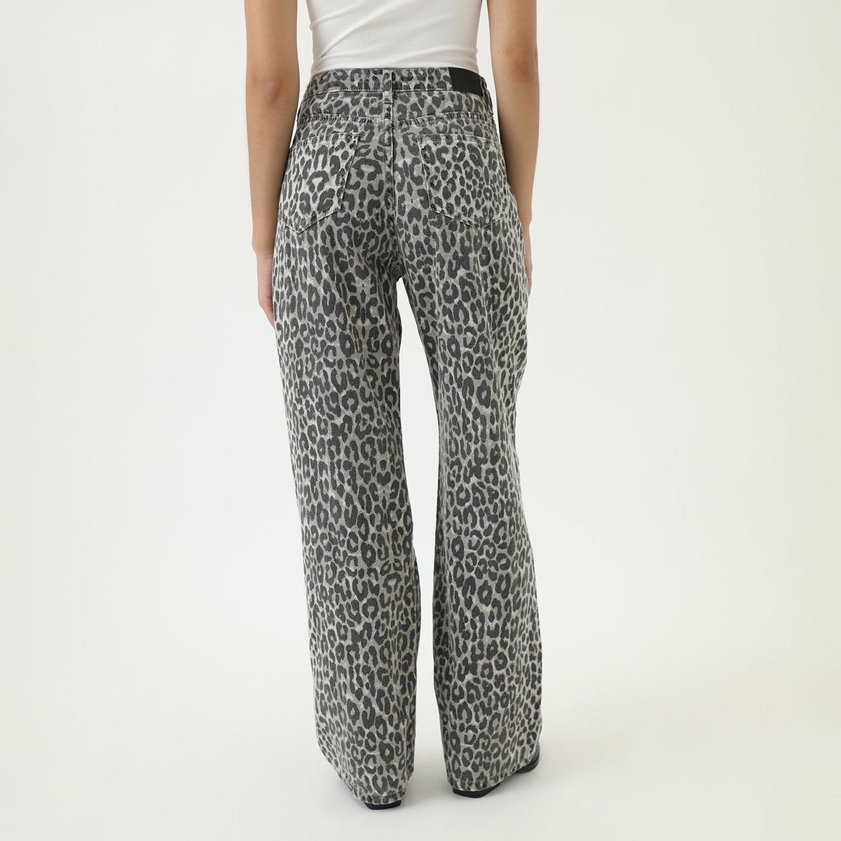 SYBILLA - Jean Straight Tiro Alto Mujer Sybilla