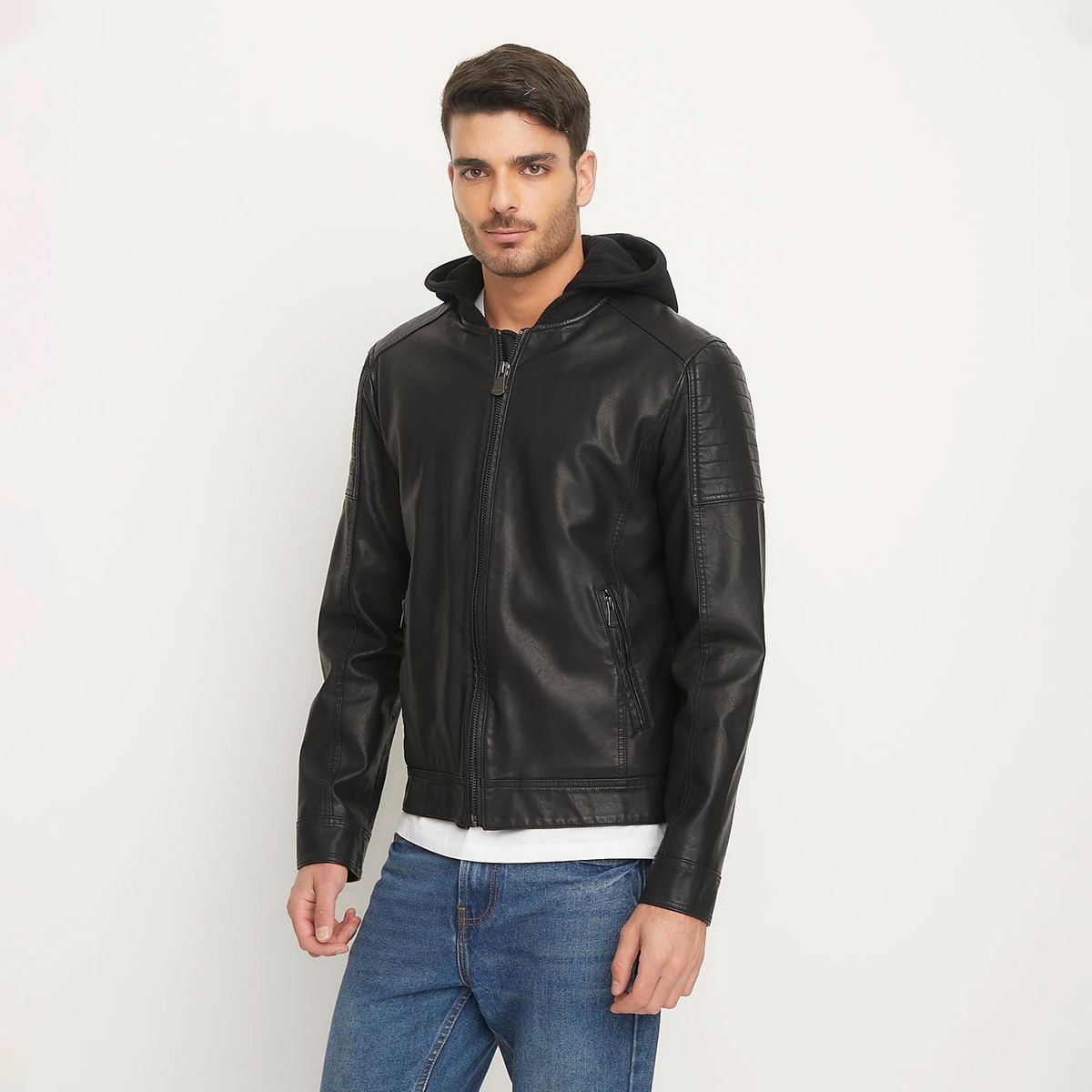 BASEMENT - Casaca Con Capucha Hombre Basement