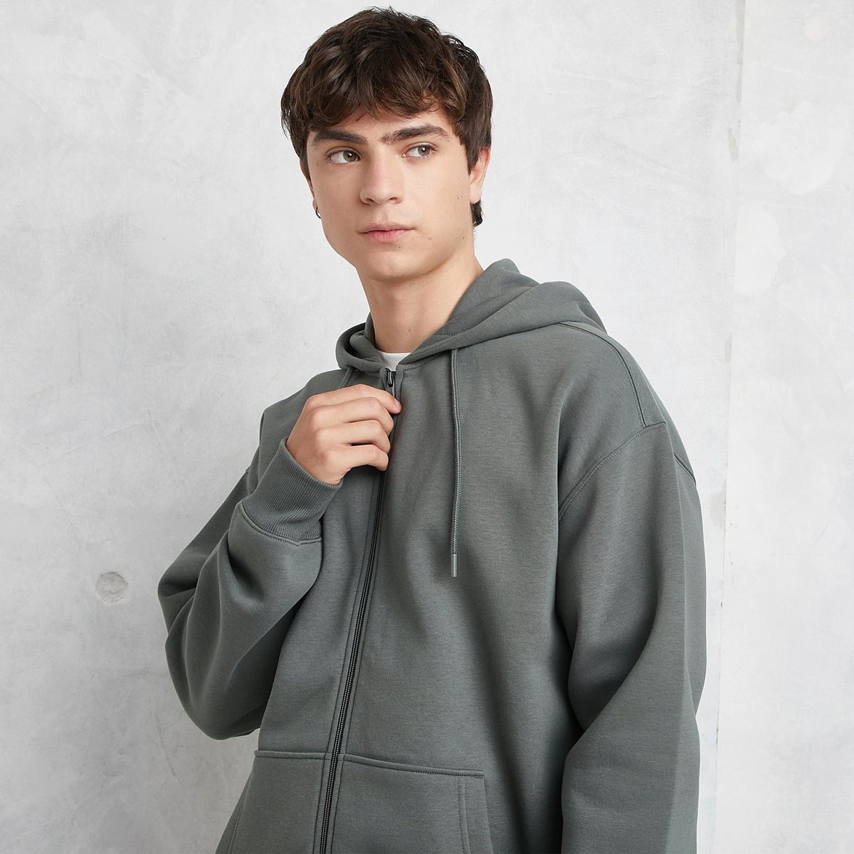 BEARCLIFF - Polera Bearcliff Relaxed Fit Con Gorro Hombre Algodón