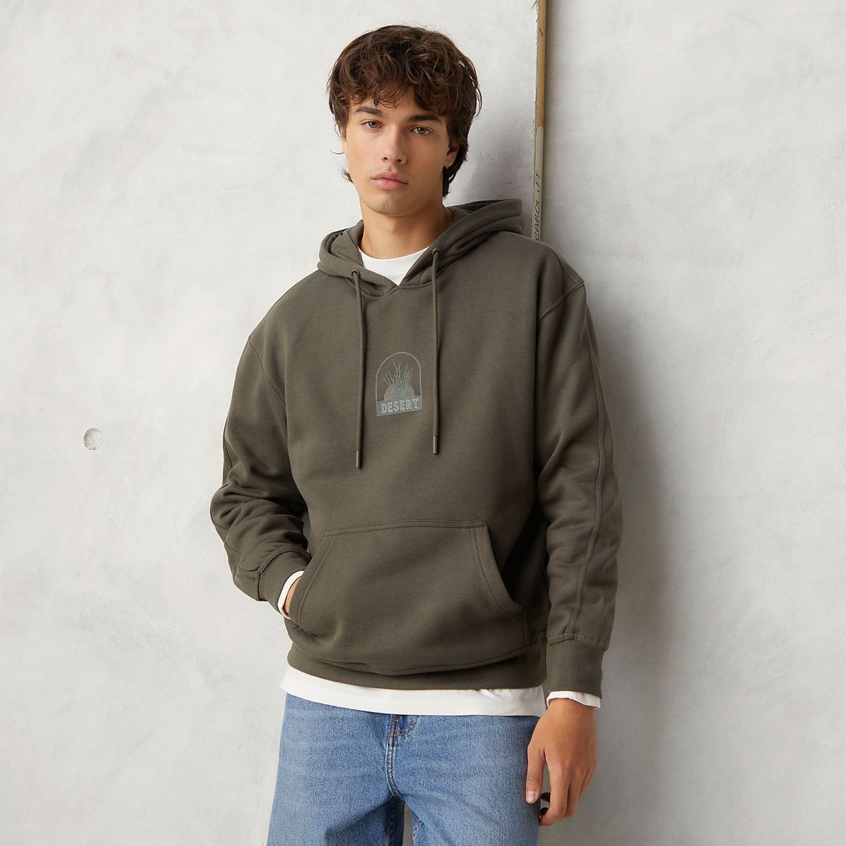 BEARCLIFF - Polera Canguro Relaxed Fit Hombre Bearcliff