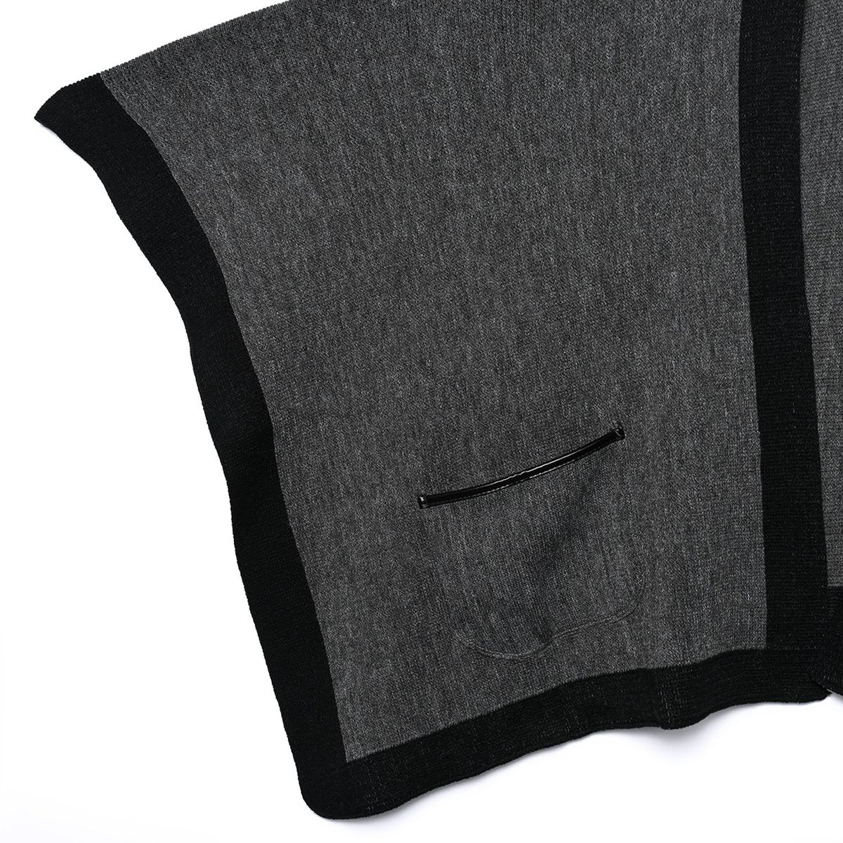 BASEMENT - Poncho Mujer Basement