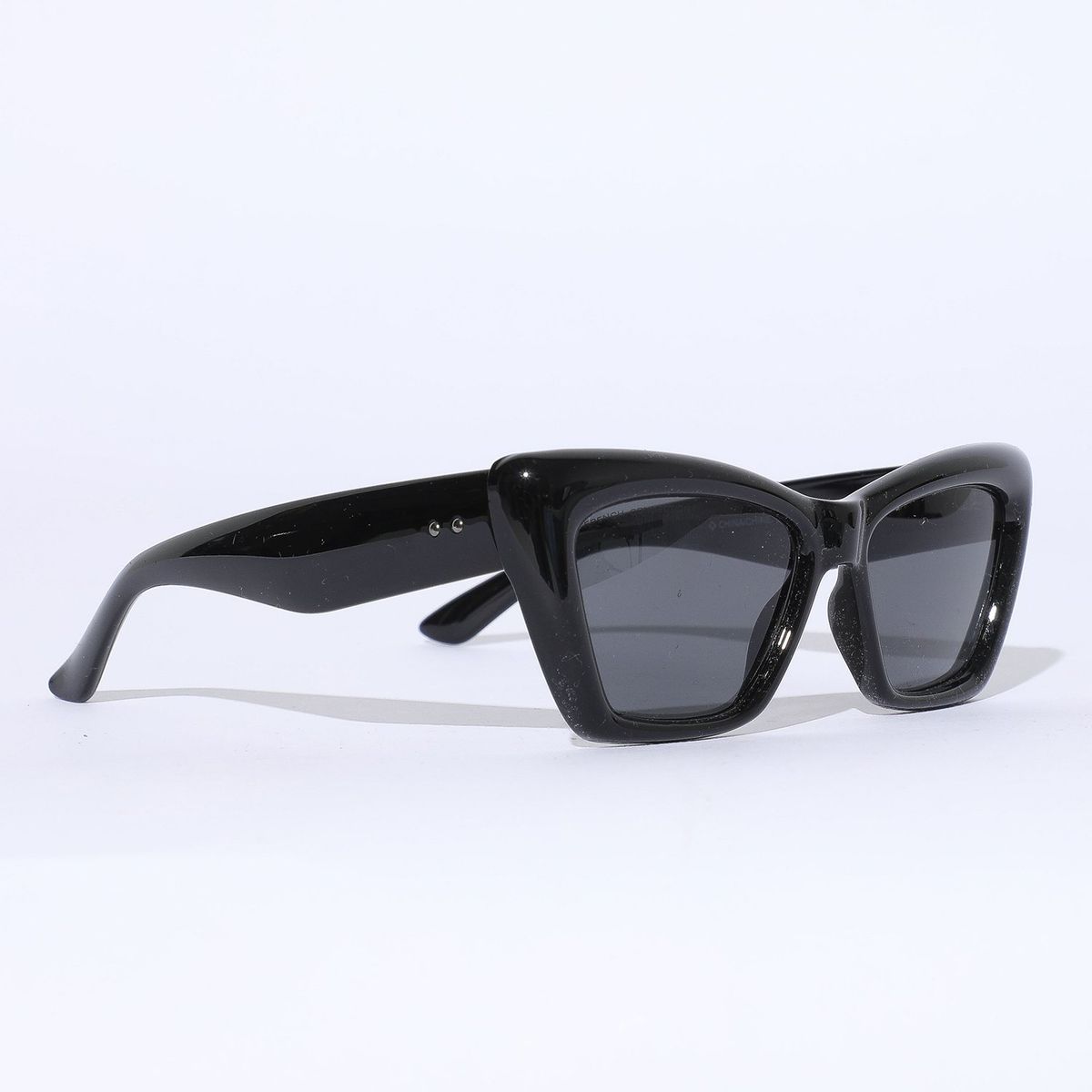 FRENCH CONNECTION - Lentes Sol Negro