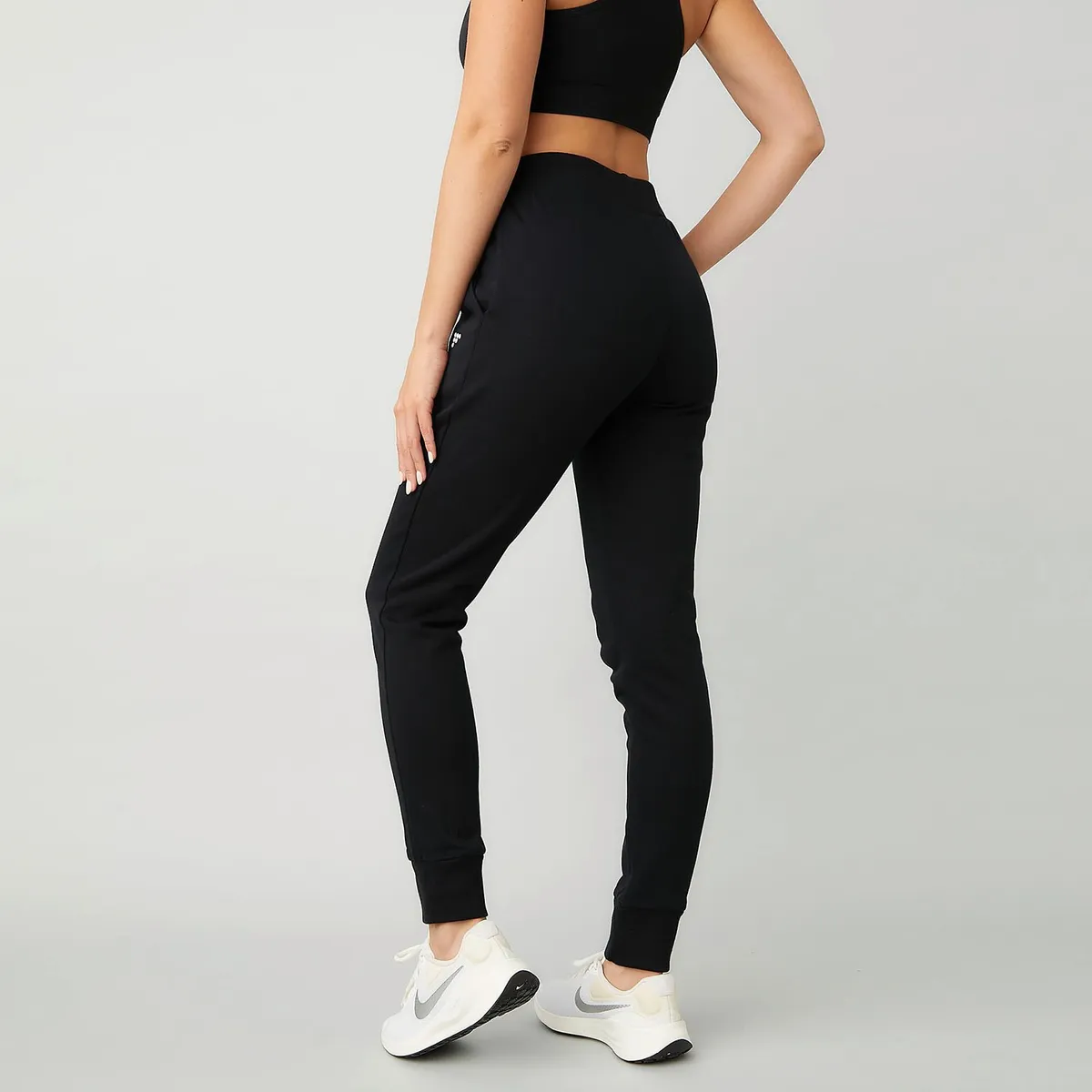 FRATTA - Buzo Jogger Deportivo Mujer Fratta