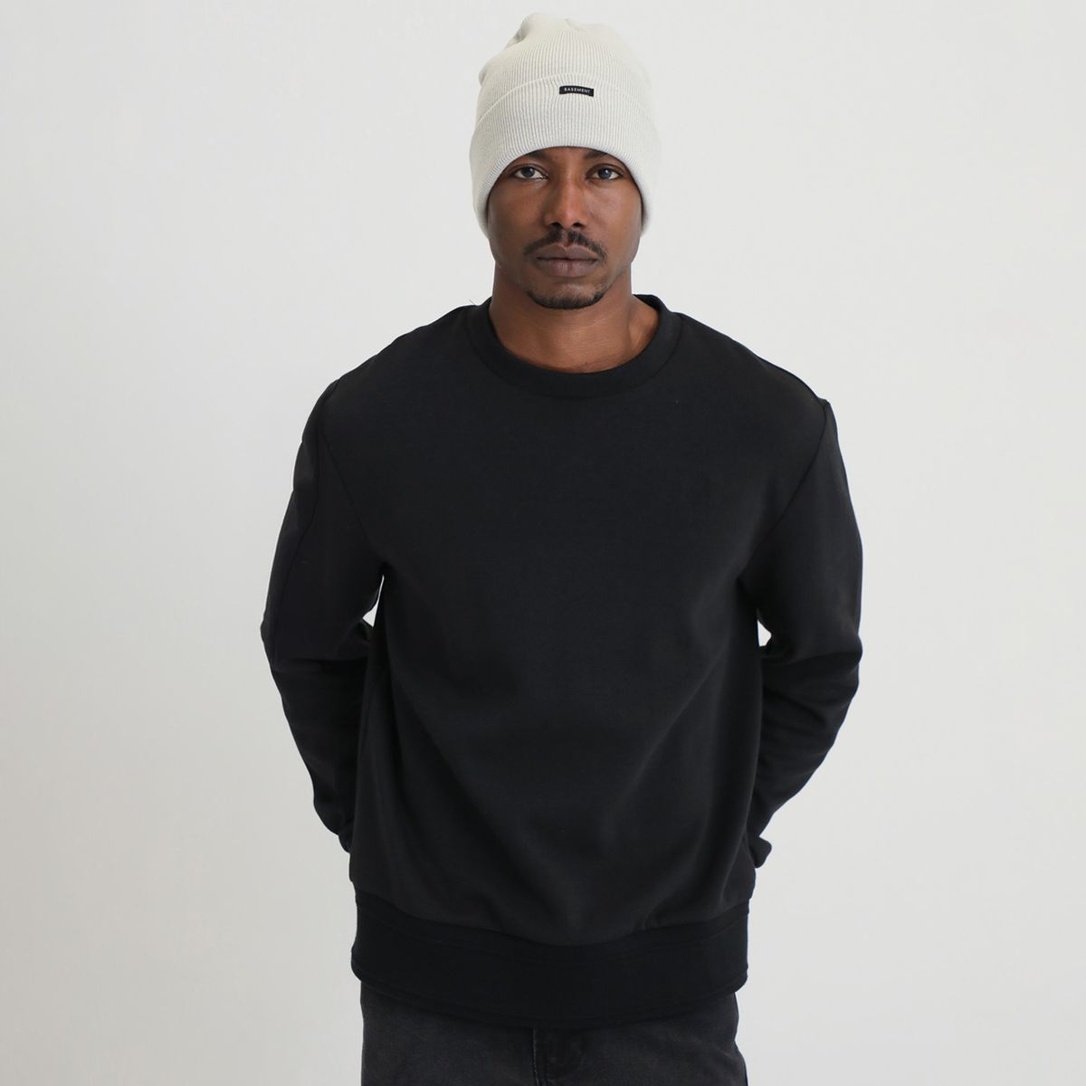 BASEMENT - Gorro Hombre Basement