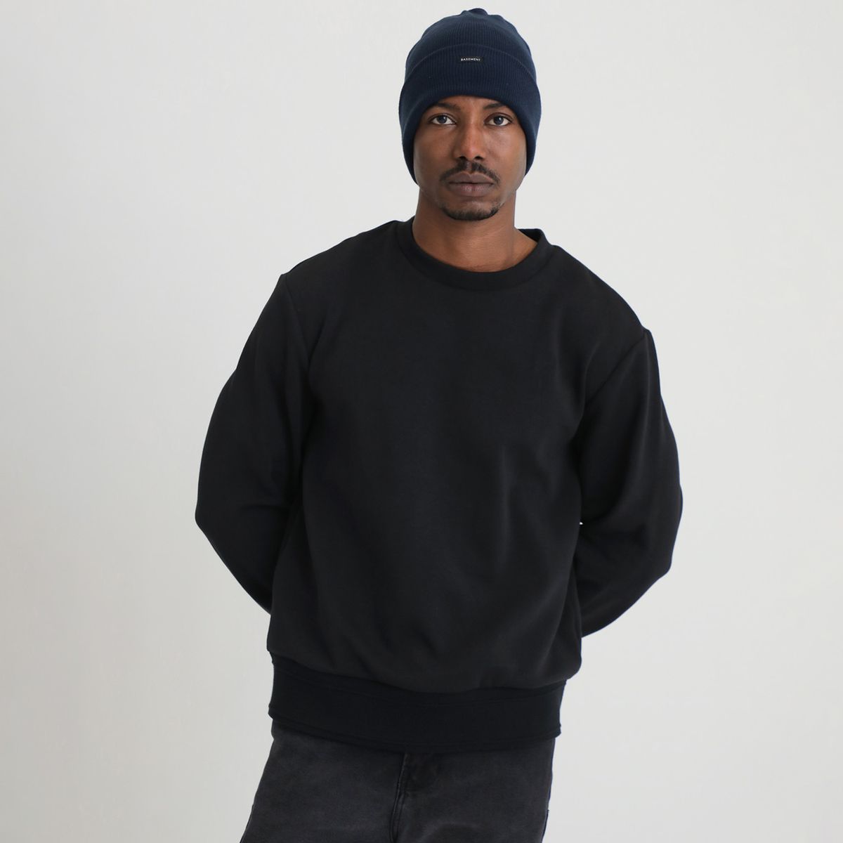 BASEMENT - Gorro Hombre Basement