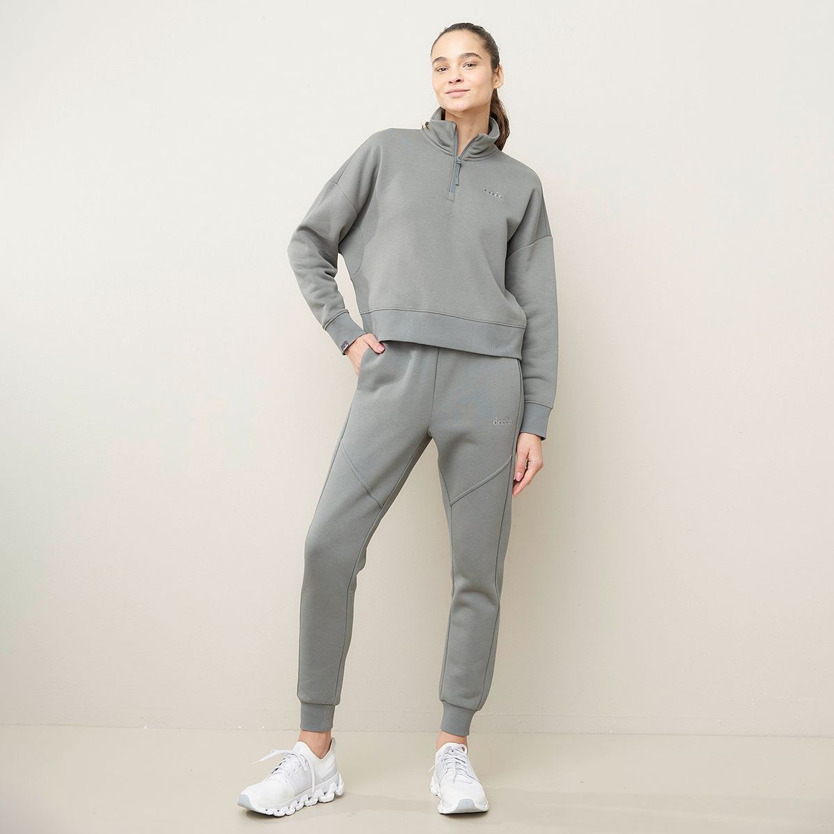 DIADORA - Buzo Jogger Deportivo Mujer Diadora