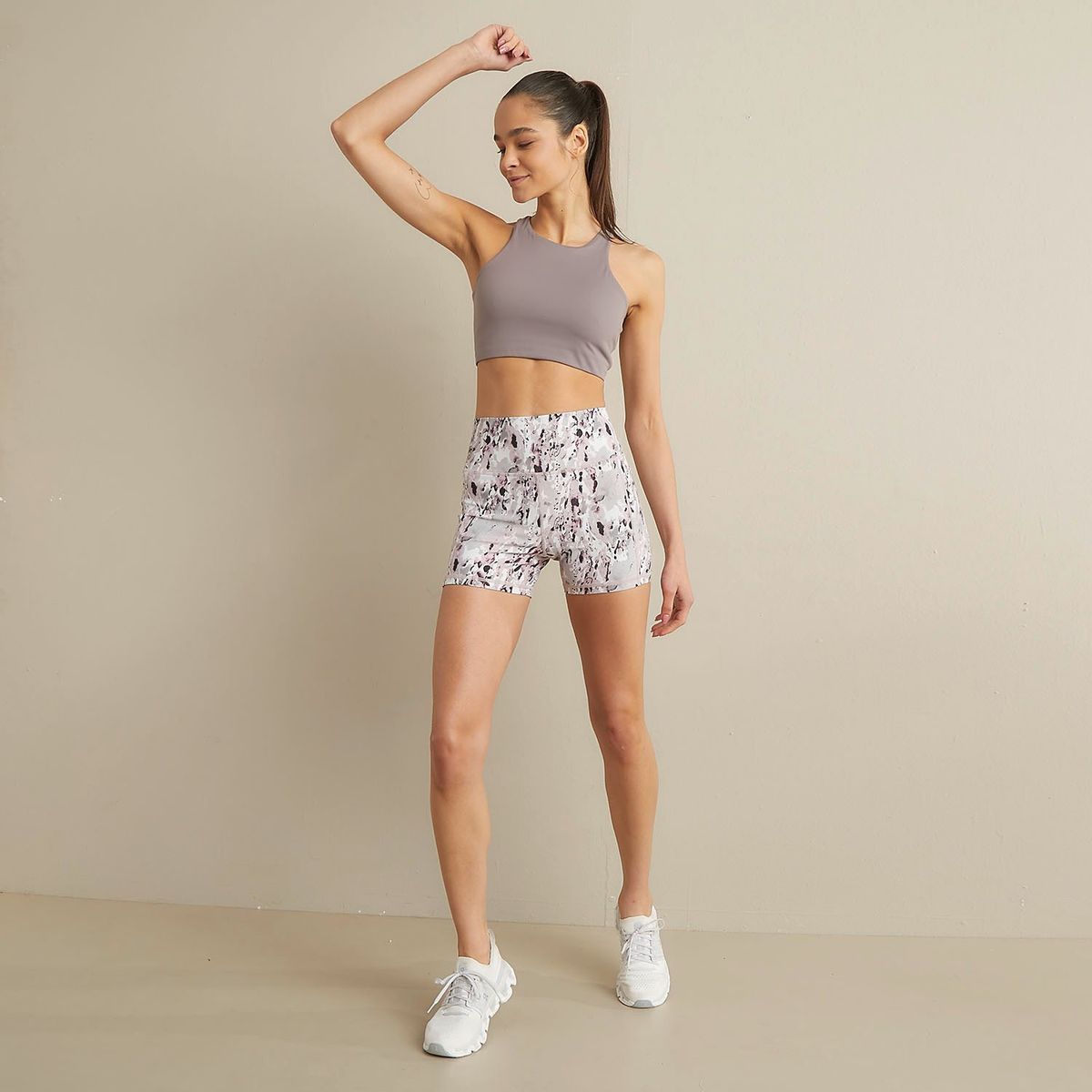 DIADORA - Biker Short Deportivo Diadora 4" Mujer.