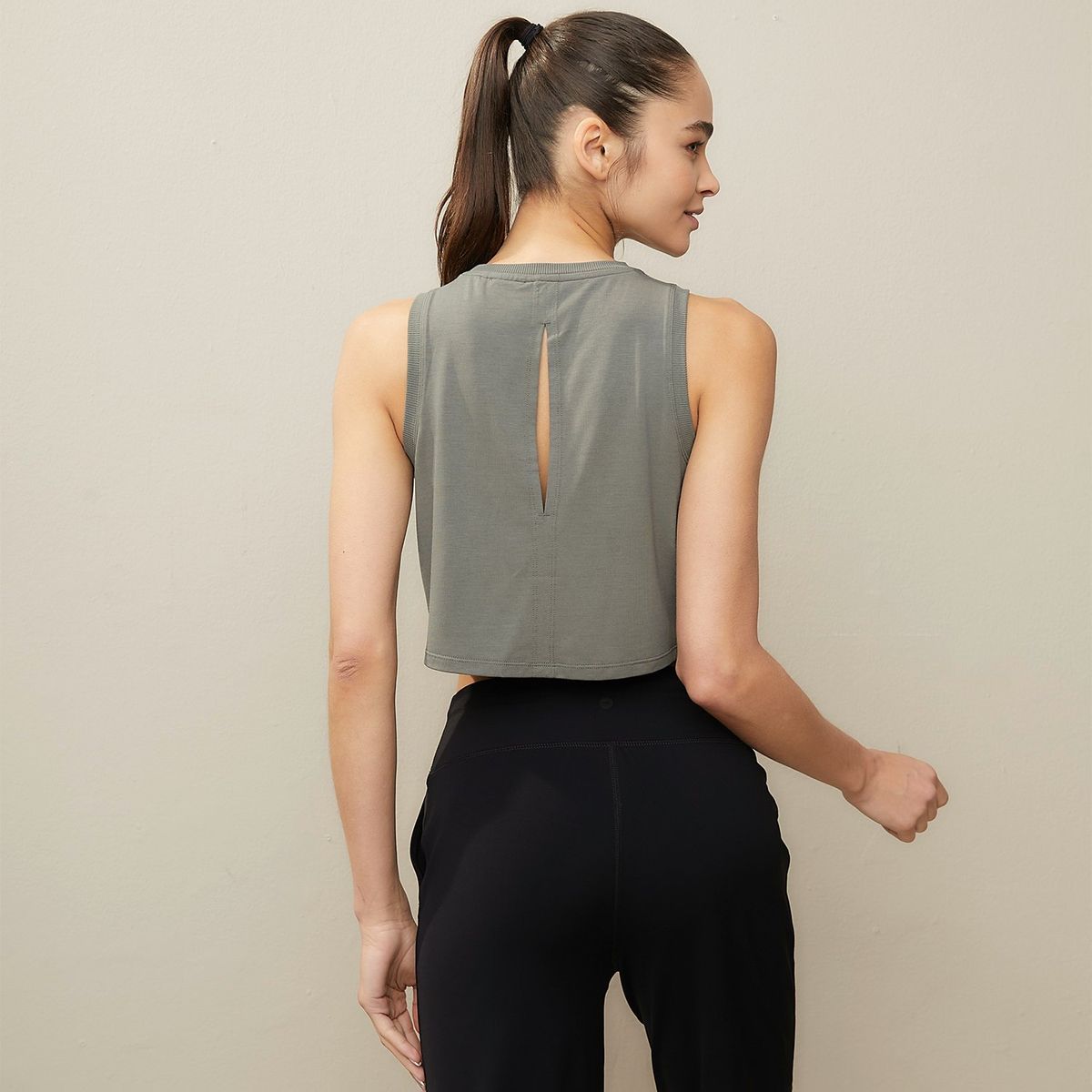 DIADORA - Crop Top Deportivo Mujer Diadora