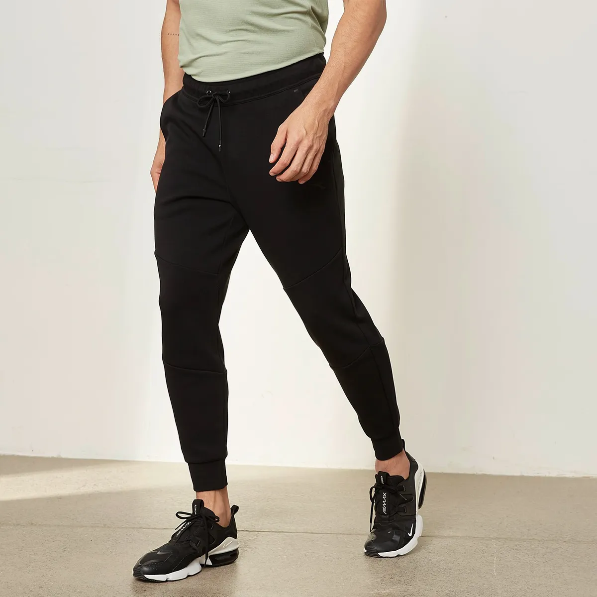 DIADORA - Buzo Jogger Deportivo Hombre Diadora