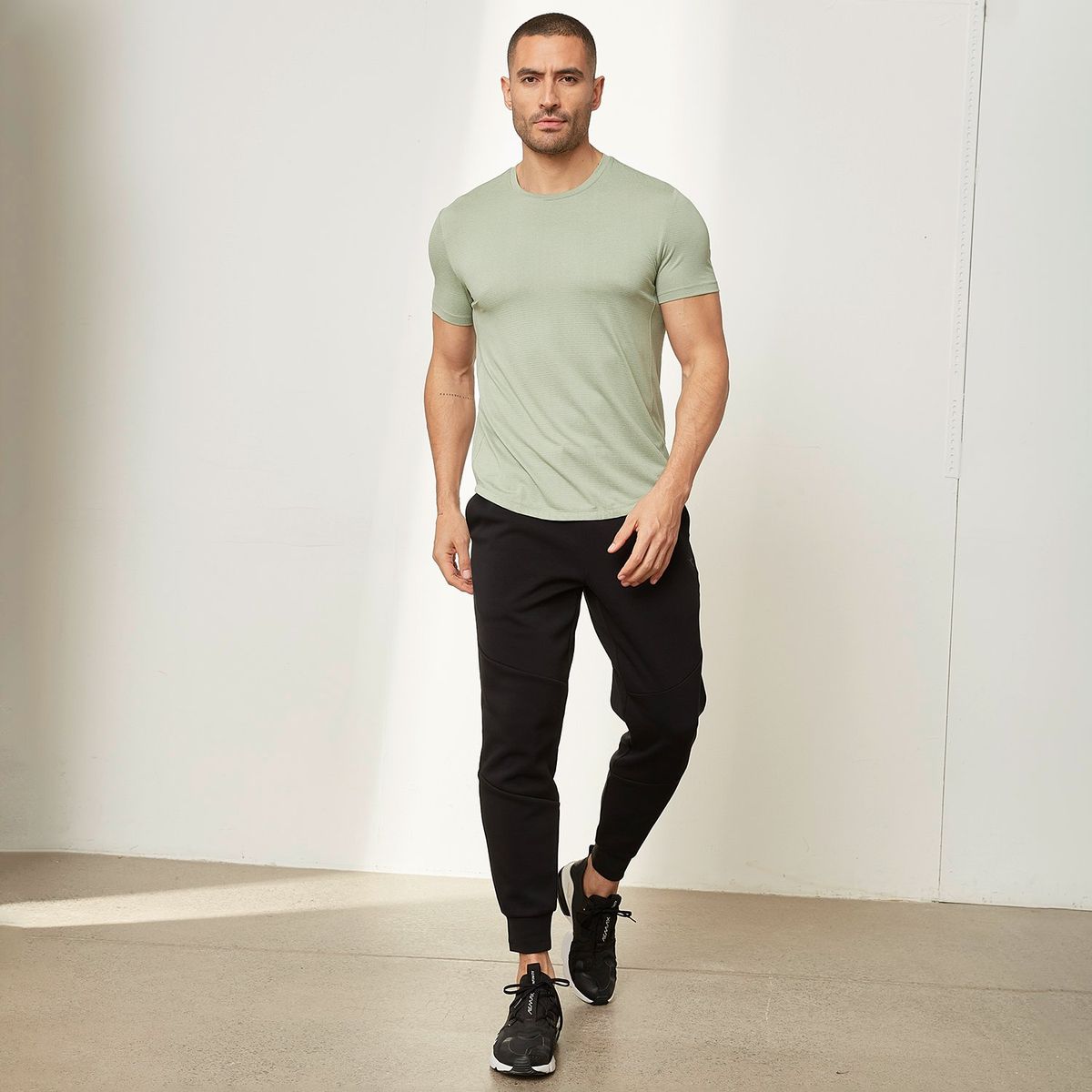 DIADORA - Buzo Jogger Deportivo Hombre Diadora