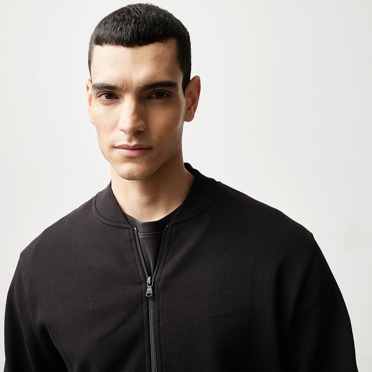 BASEMENT - Polera Algodón Casual Regular Hombre Basement