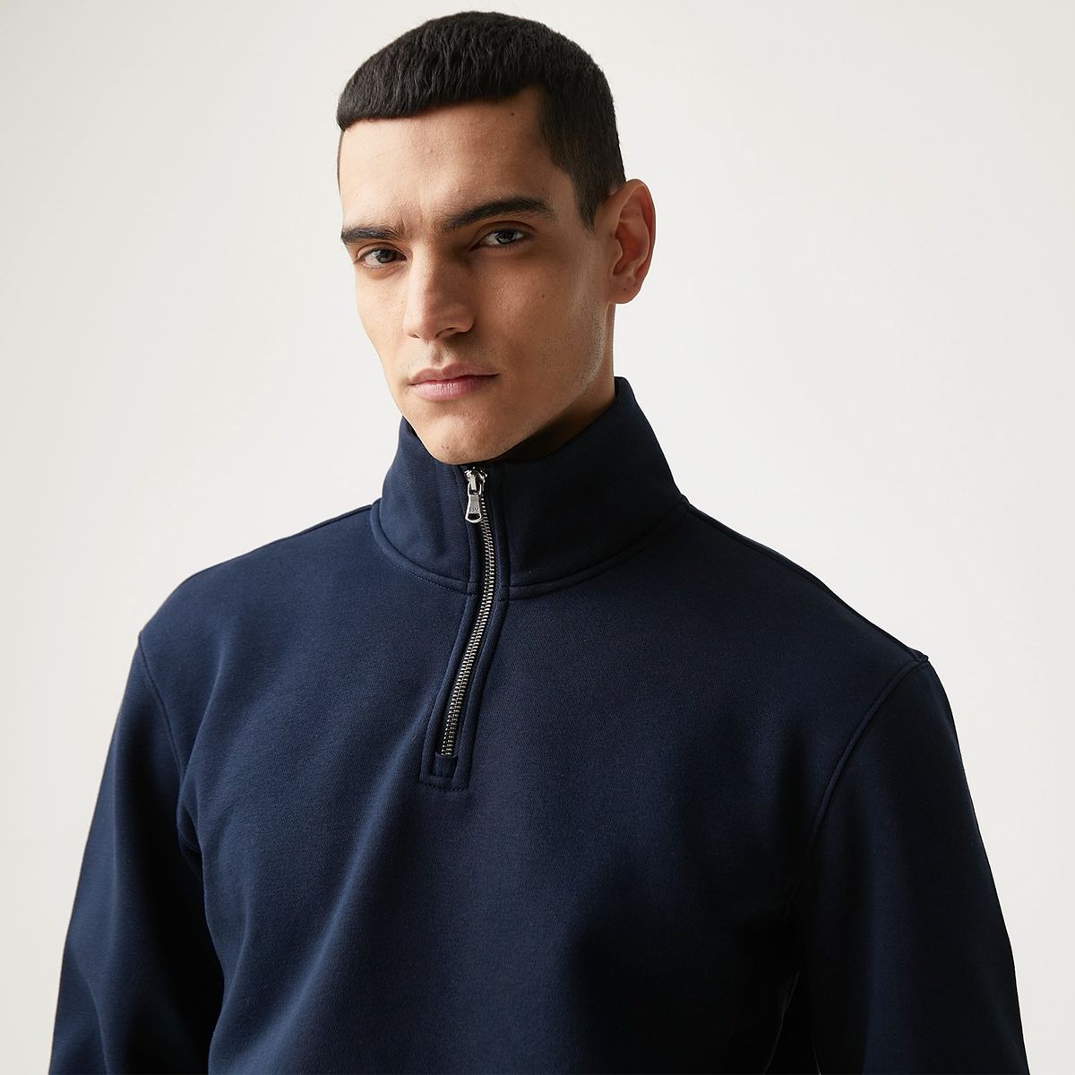 BASEMENT - Polera Casual Regular Hombre Basement