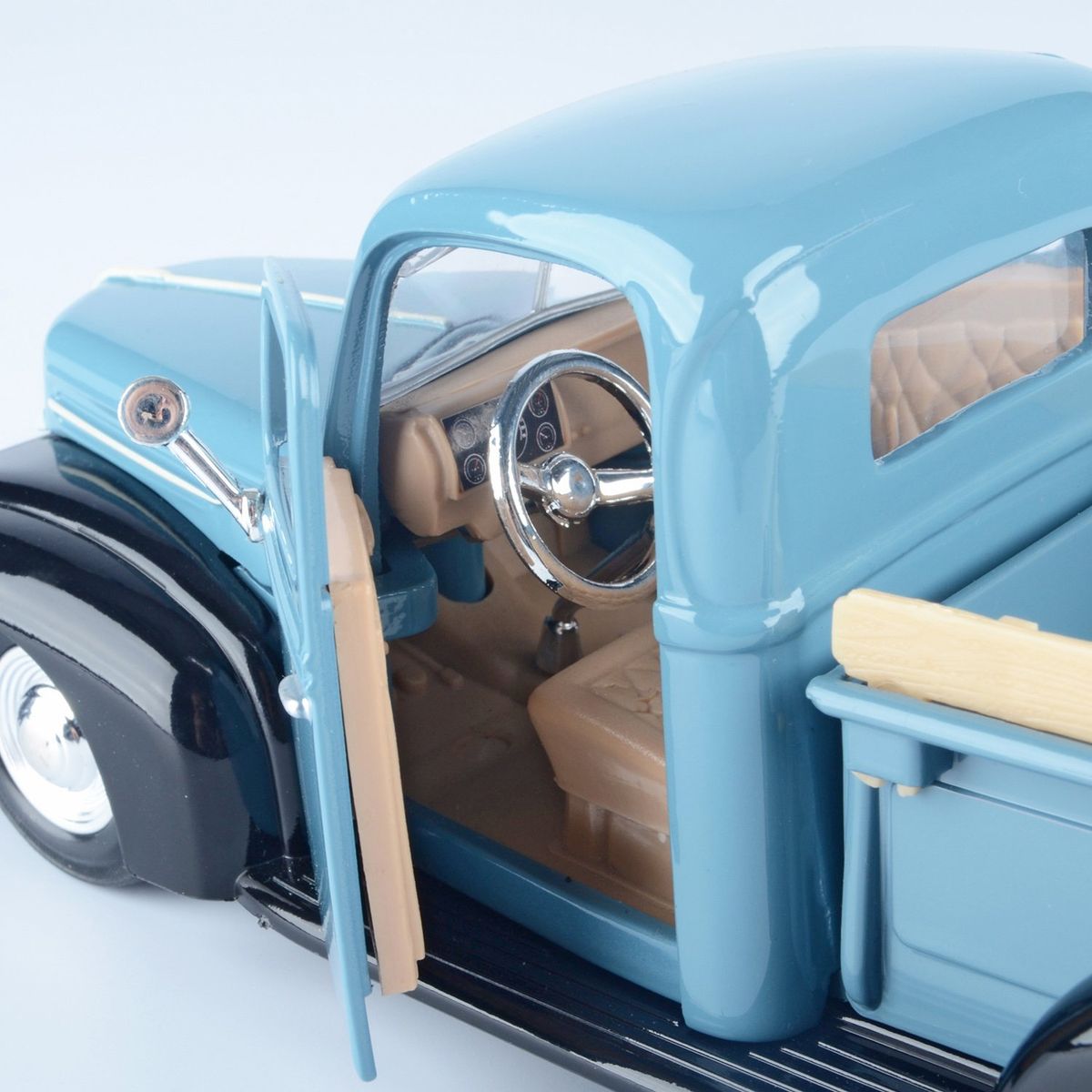 MOTORMAX - Vehículo 1942-47 Ford Pickup 18 cm Motormax Aleatorio