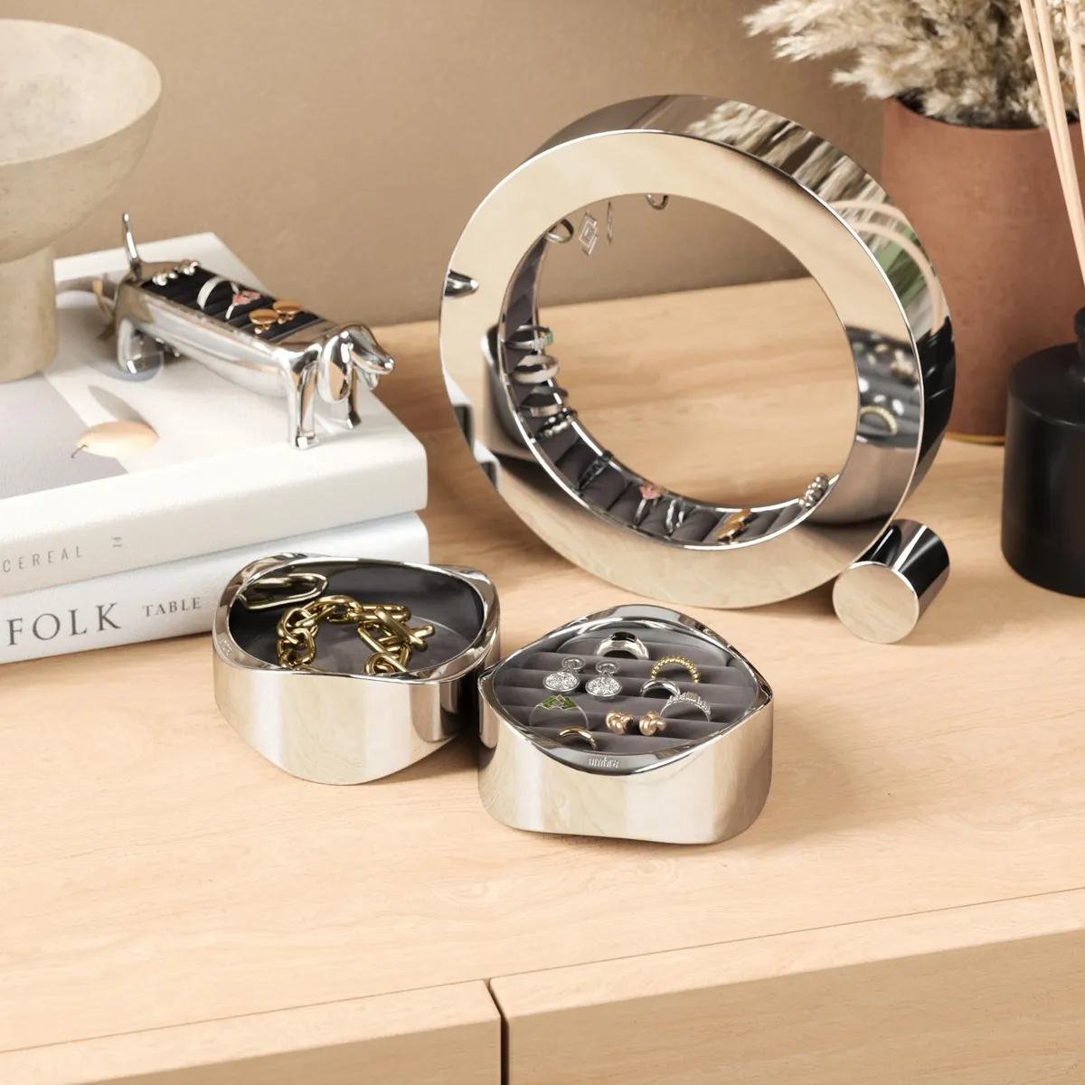 UMBRA - Joyero Metal Forma Irregular 10x8cm