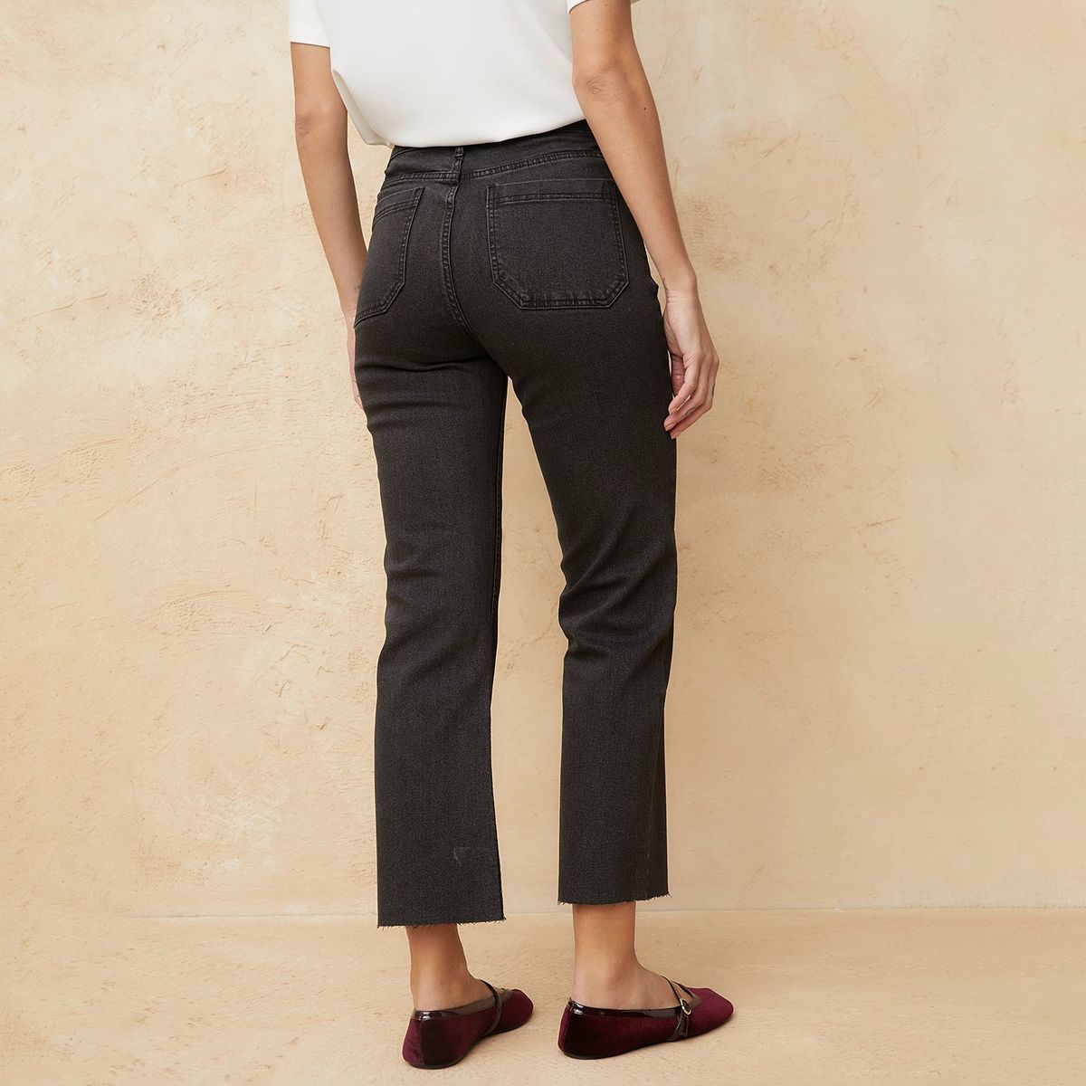 BASEMENT - Jean Cropped Tiro Alto Mujer Basement