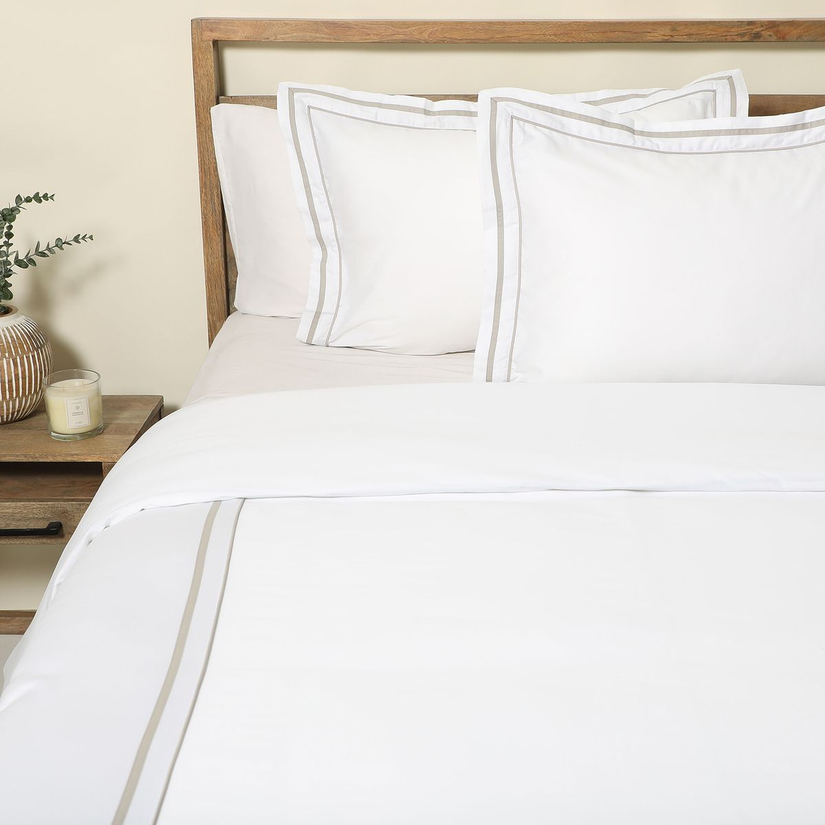 BASEMENT HOME - Funda Plumón Hotelera 100% Algodón 300 Hilos