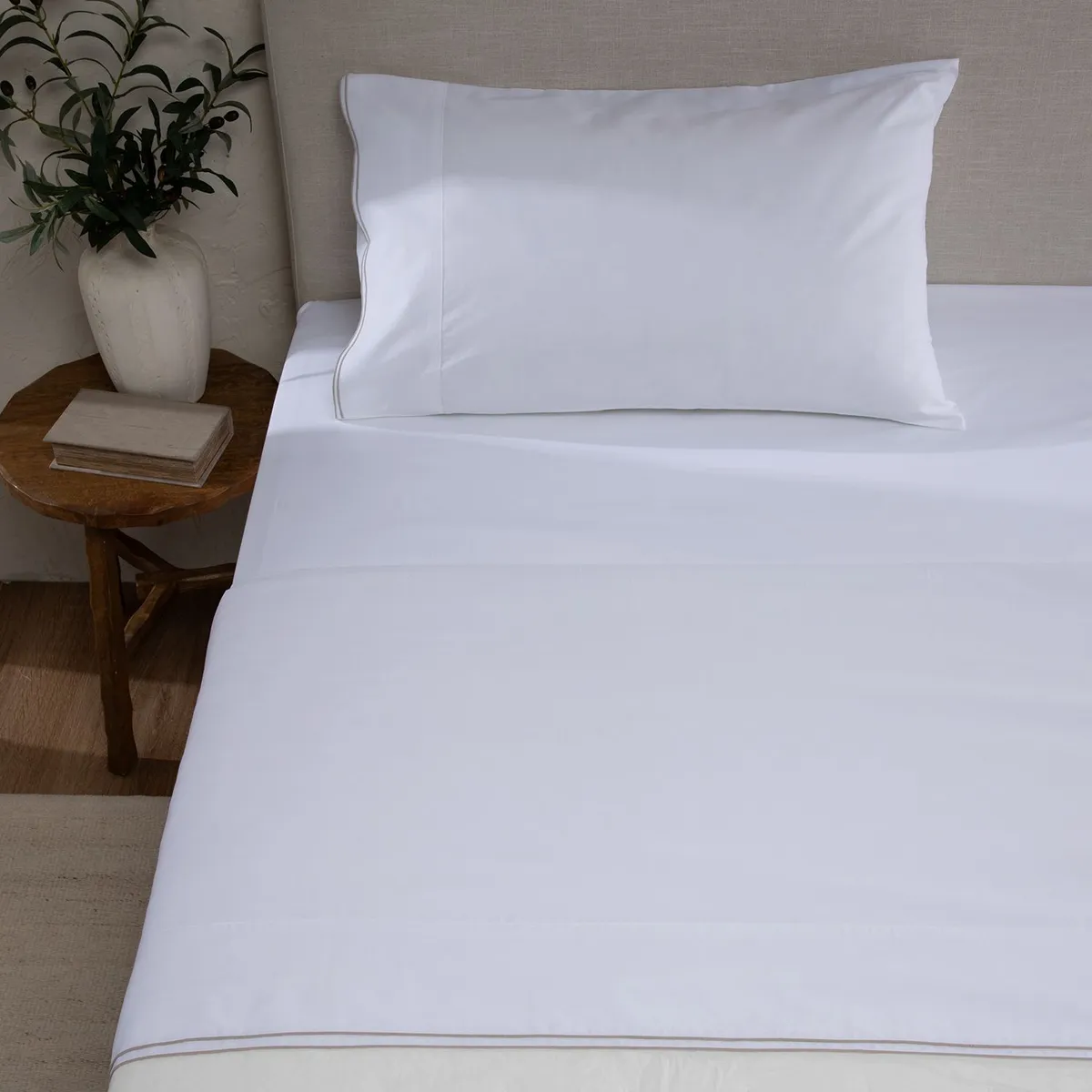 CASA CANTABRIA - Juego de Sábanas Bordadas 100% Algodón 300 Hilos Casa Cantabria