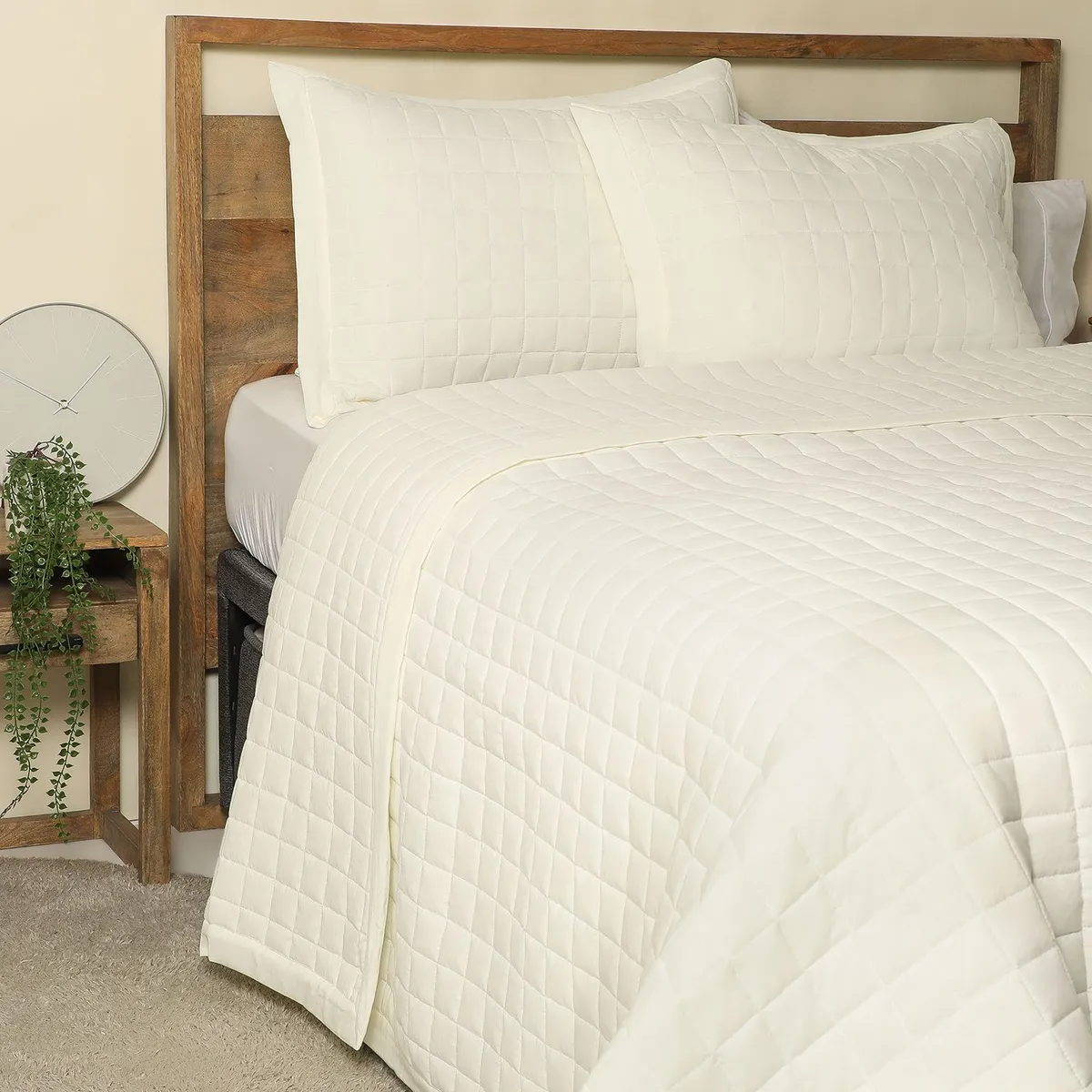 MICA - Cubrecama Liso Pedro 