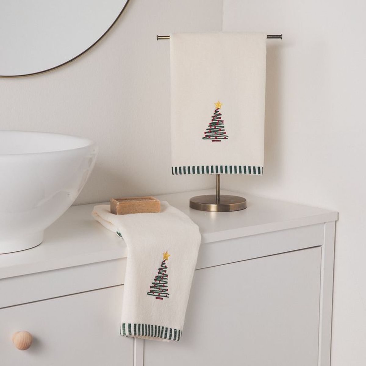 MICA - Set X2 Toallas Navideñas Árbol