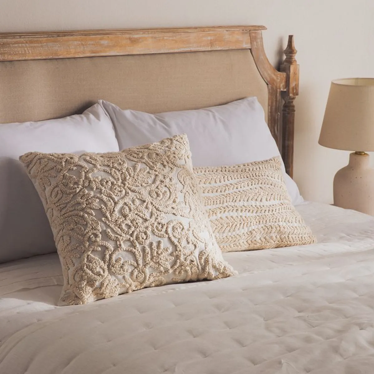 ROBERTA ALLEN - Cojín Bordado Veronica 35x60cm