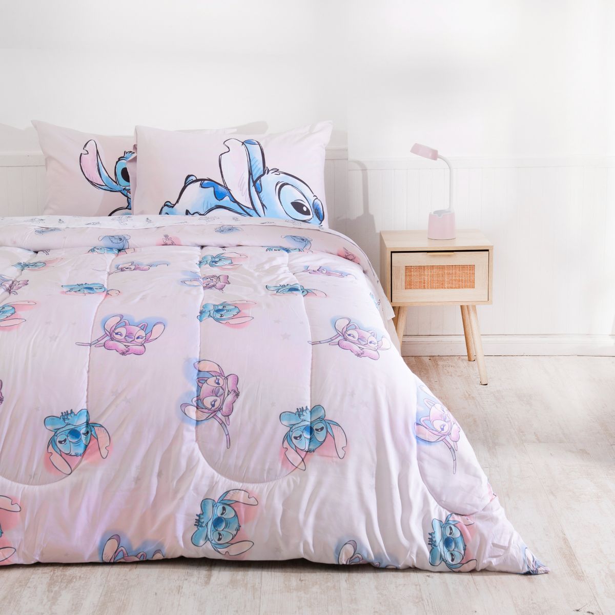 DISNEY - Juego de Cama : Edredón + Juego de Sábanas Stitch