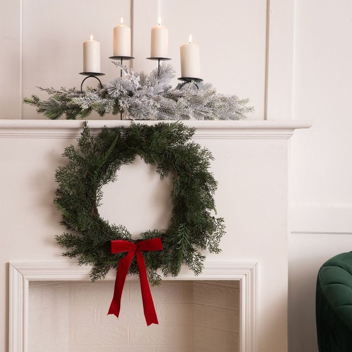 MICA - Corona Navideña Lazo Rojo 54x10cm