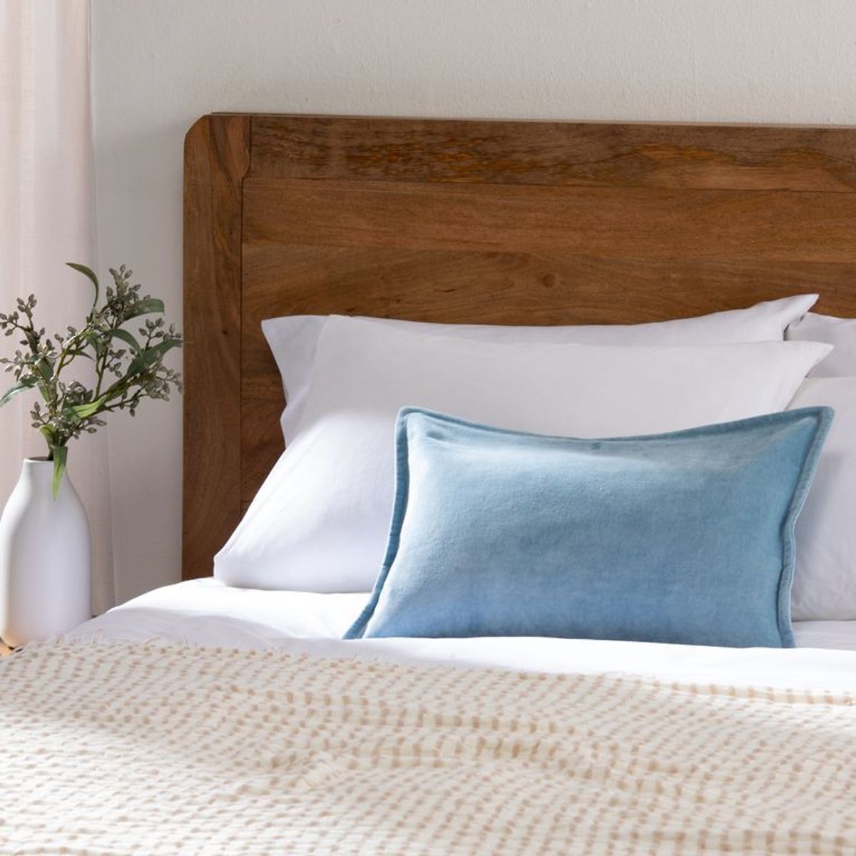 BASEMENT HOME - Funda de Cojín Velvet