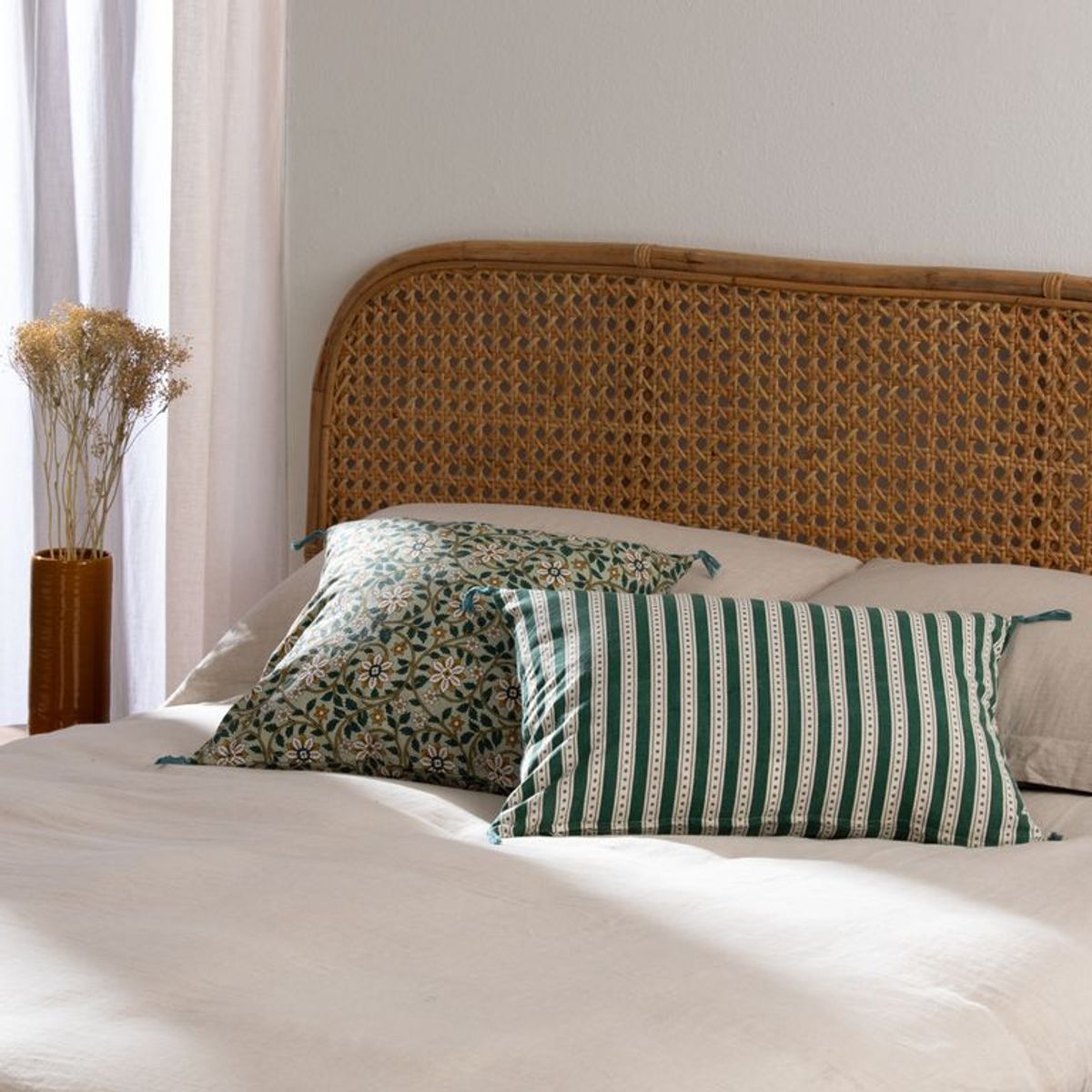 BASEMENT HOME - Funda de Cojín Flor Verde