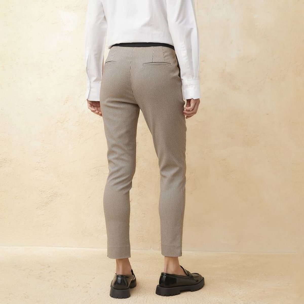 BASEMENT - Pantalon Straight Tiro Alto Mujer Basement