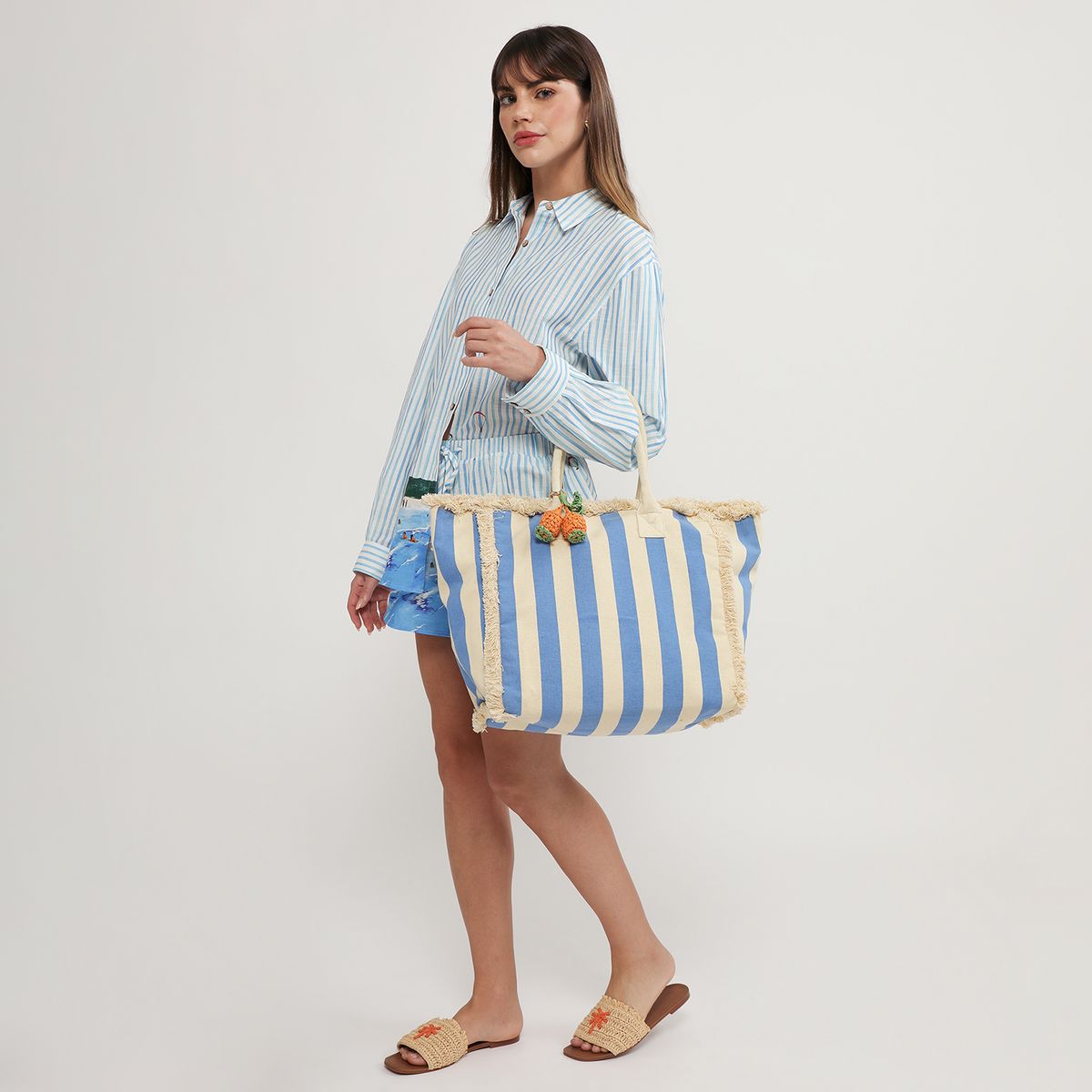 FALABELLA - Cartera Tote De Playa X Capittana