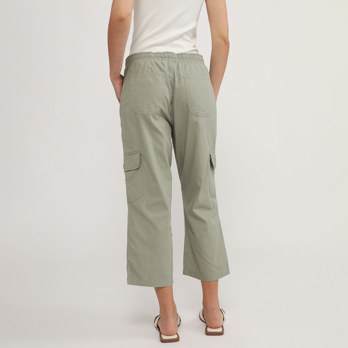 UNIVERSITY CLUB - Pantalón Capri Tiro Medio Mujer University Club