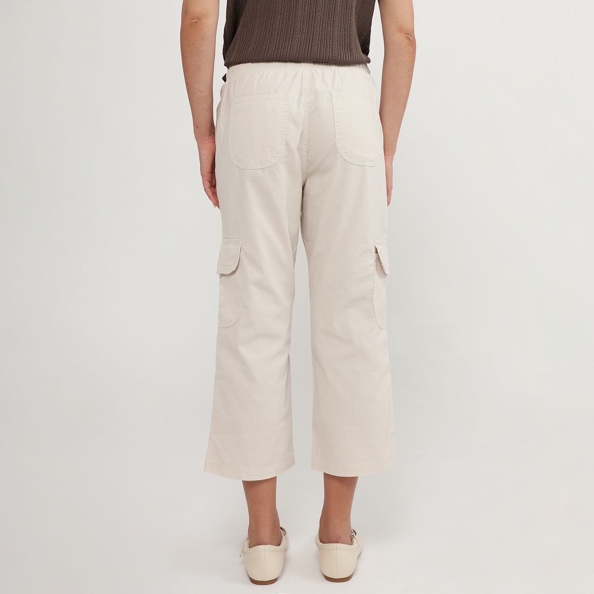 UNIVERSITY CLUB - Pantalón Capri Tiro Medio Mujer University Club