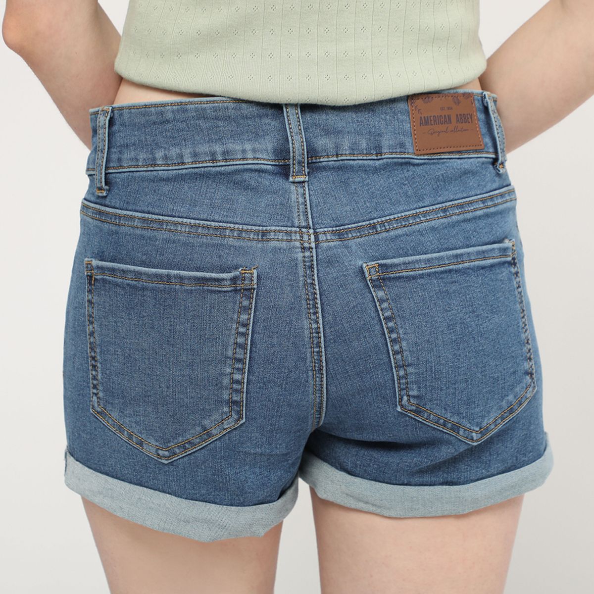 AMERICAN ABBEY - Short Tiro Medio Mujer American Abbey