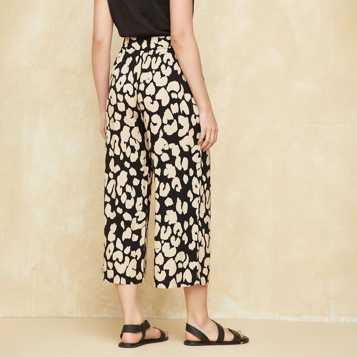 UNIVERSITY CLUB - Pantalón Culotte Tiro Medio Mujer University Club